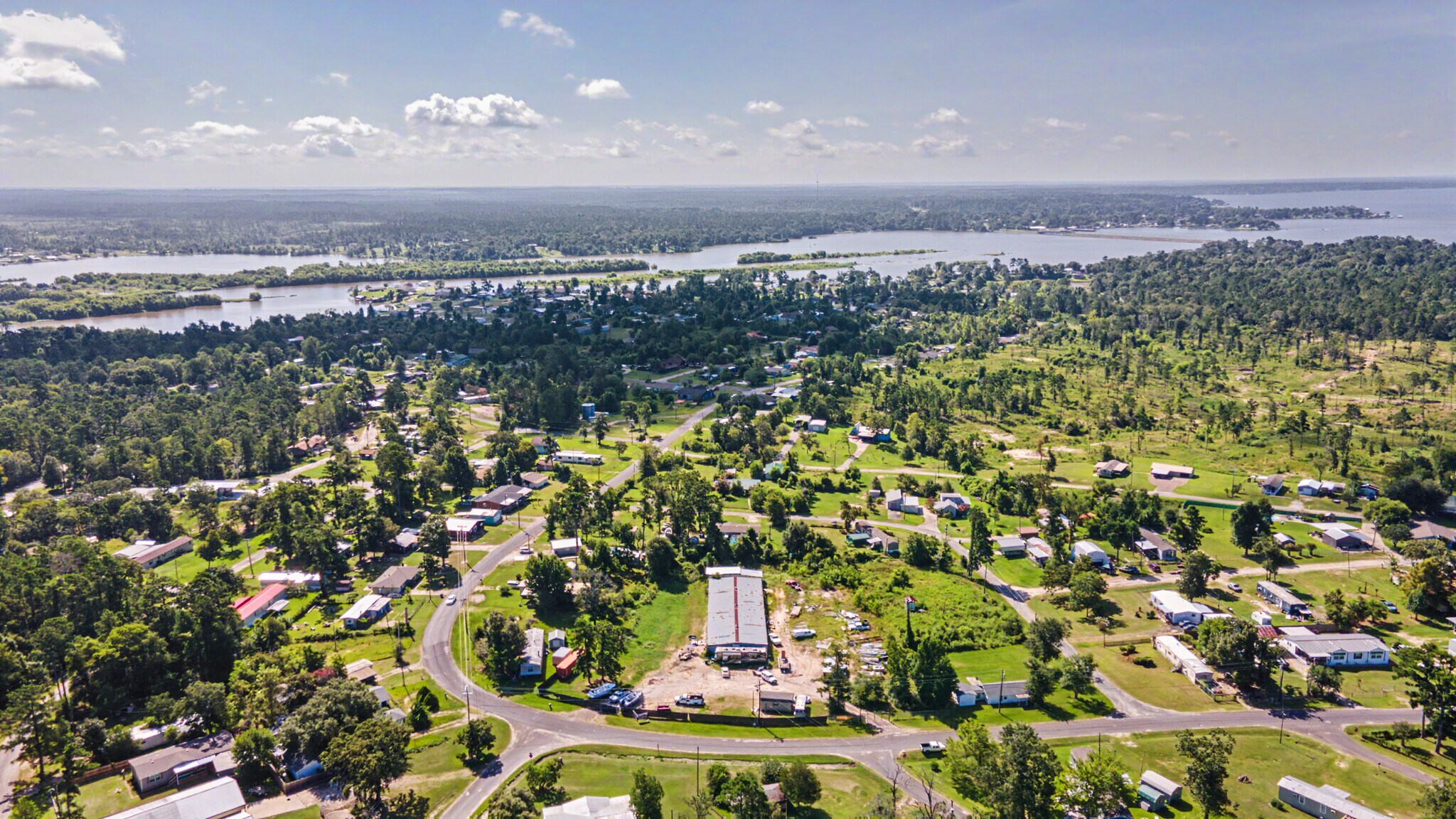 776 Yaupon Cove Dr, Onalaska, TX for Sale