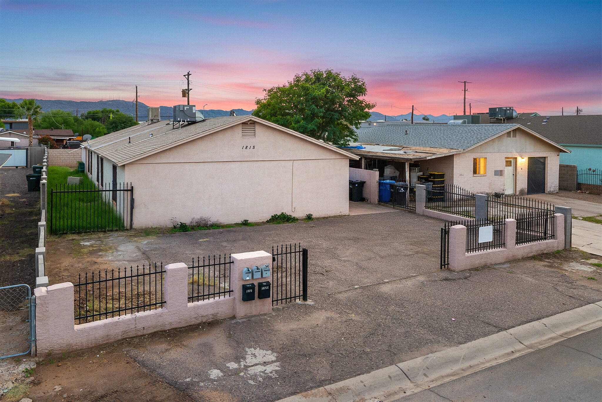 1815 E Pueblo Ave, Phoenix, AZ for Sale