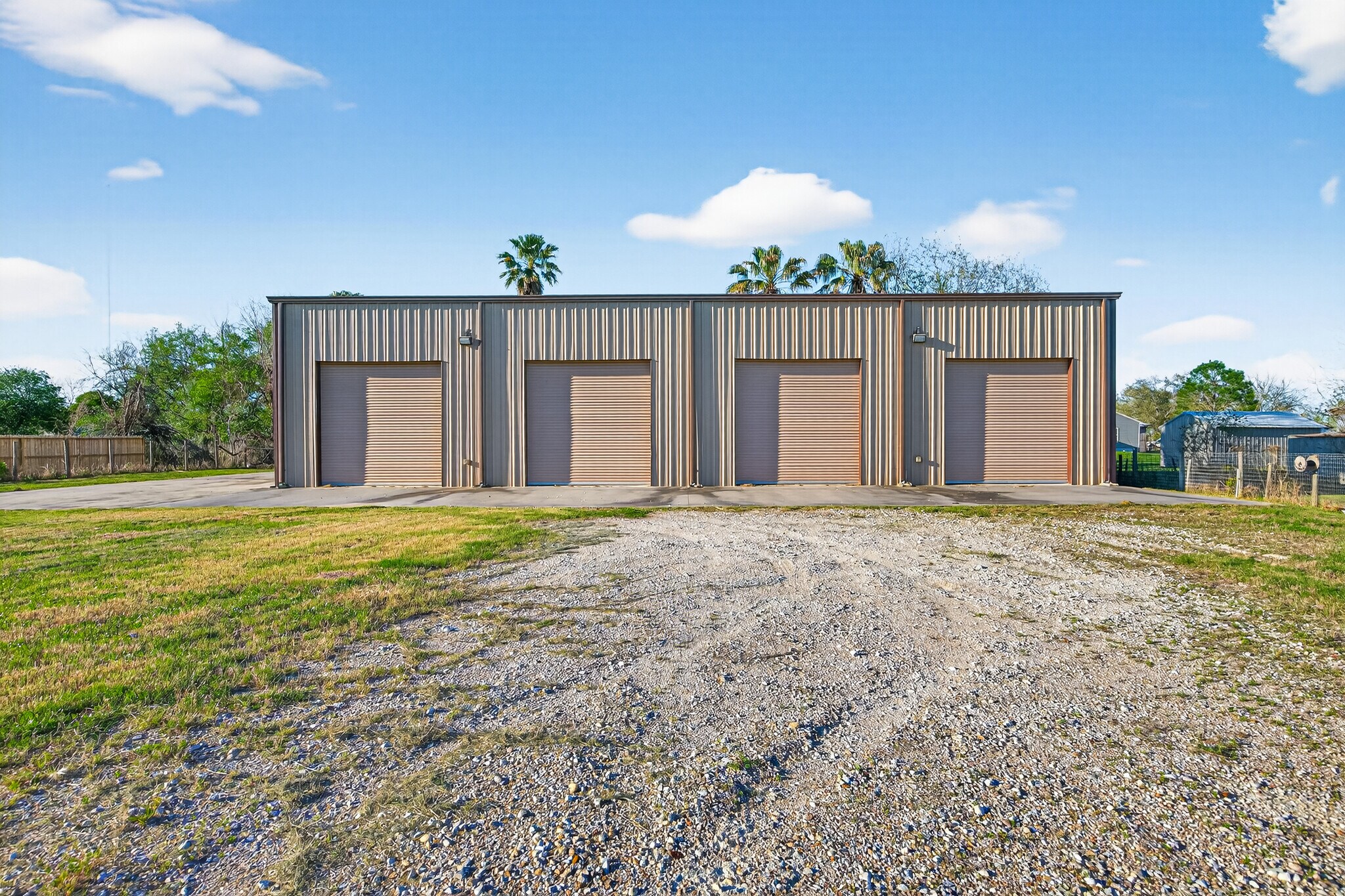 5901 County Road 675B, Rosharon, TX for Rent