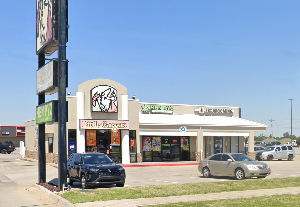 1229-1233 N Santa Fe Ave, Moore, OK for Rent
