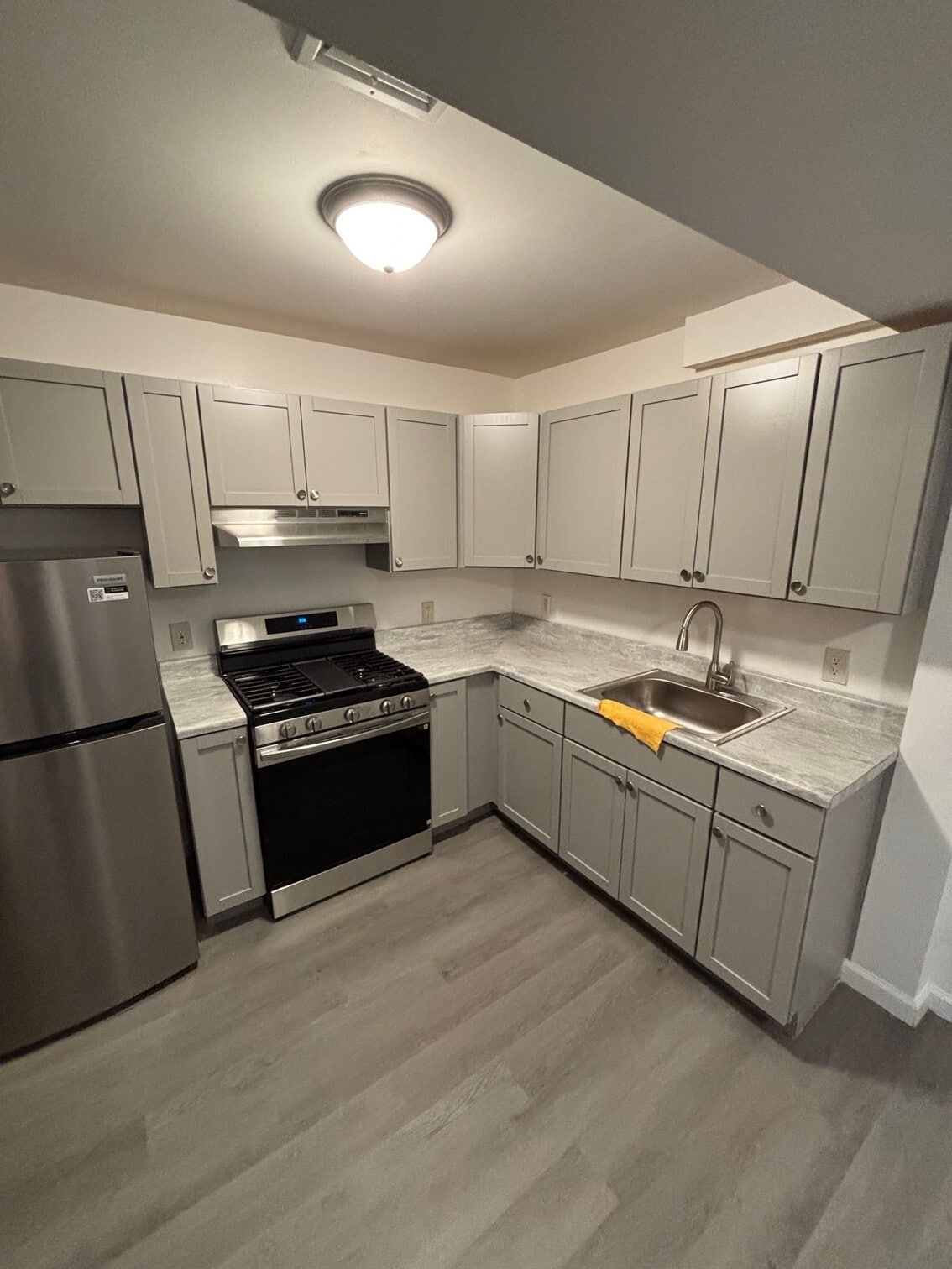 98 Montgomery Ave, Staten Island, NY for Sale