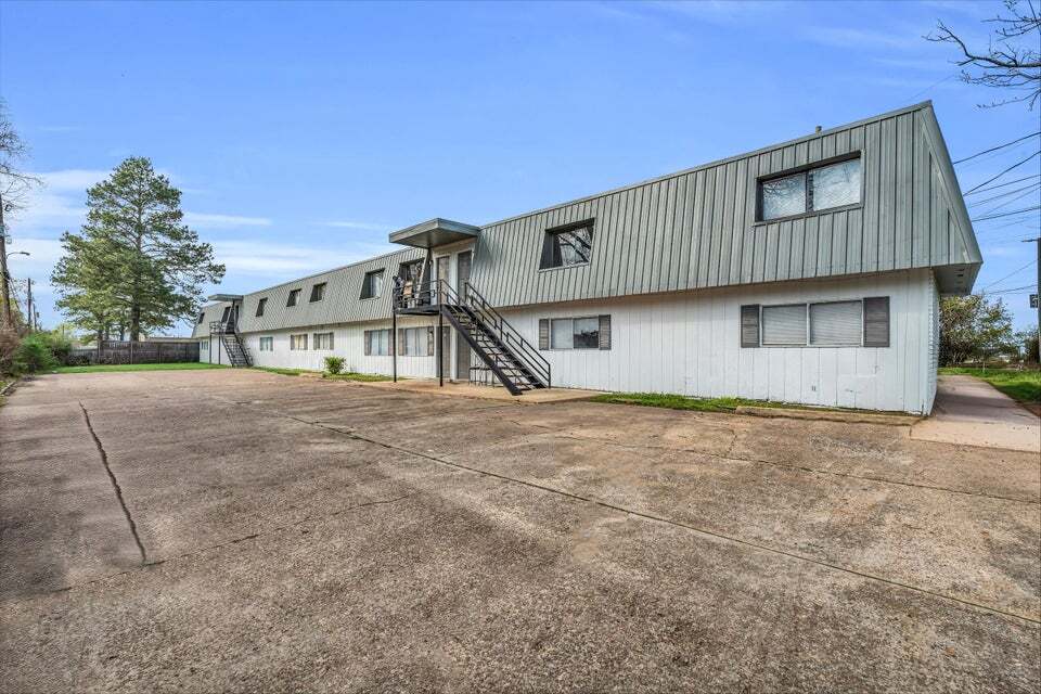 102 S Browder St, Columbus, MS for Sale