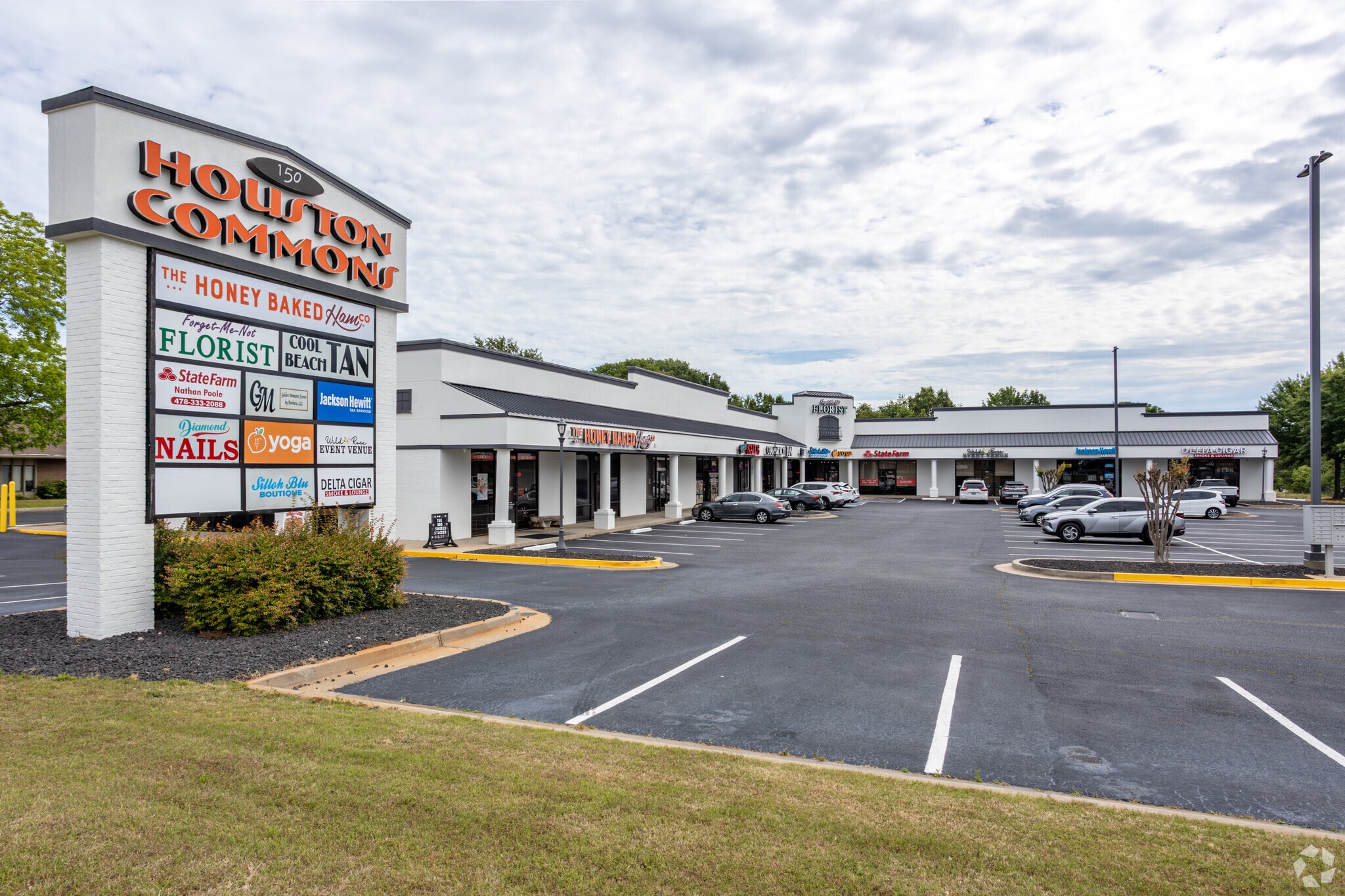 150 S Houston Lake Rd, Warner Robins, GA for Sale