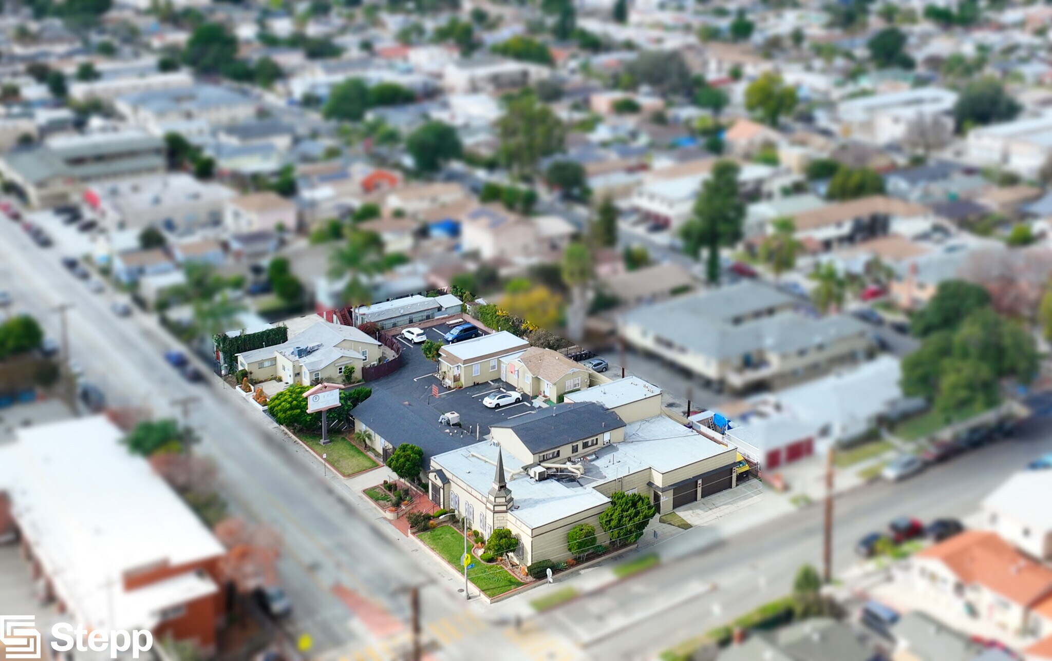 495 E Market St Long Beach, CA 90805 Specialty Property for Lease on