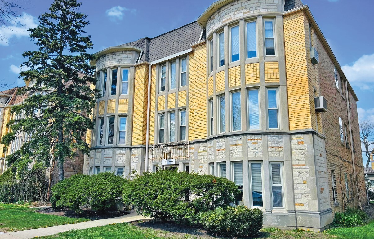 6654-6656 W Devon Ave, Chicago, IL for Sale