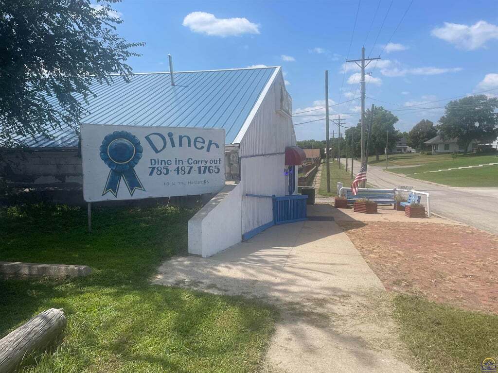 115 W 7th St, Horton, KS for Sale