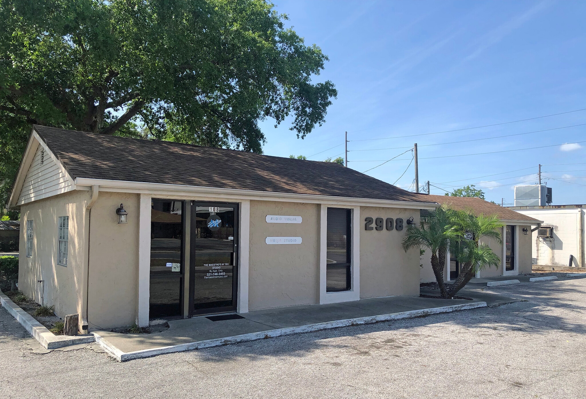 2908 Lakeview Dr, Fern Park, FL for Sale
