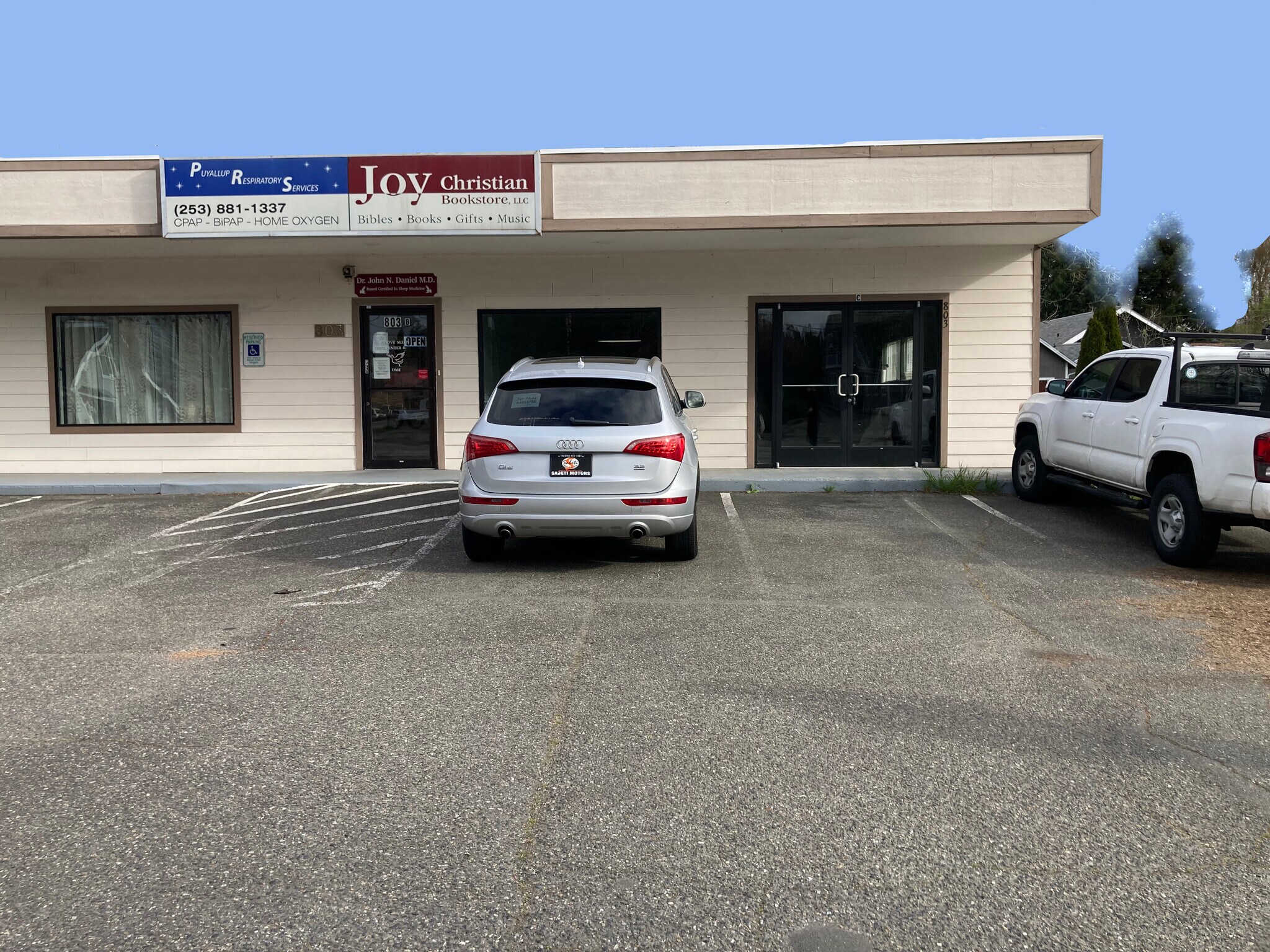 801-803 E Main Ave, Puyallup, WA for Rent