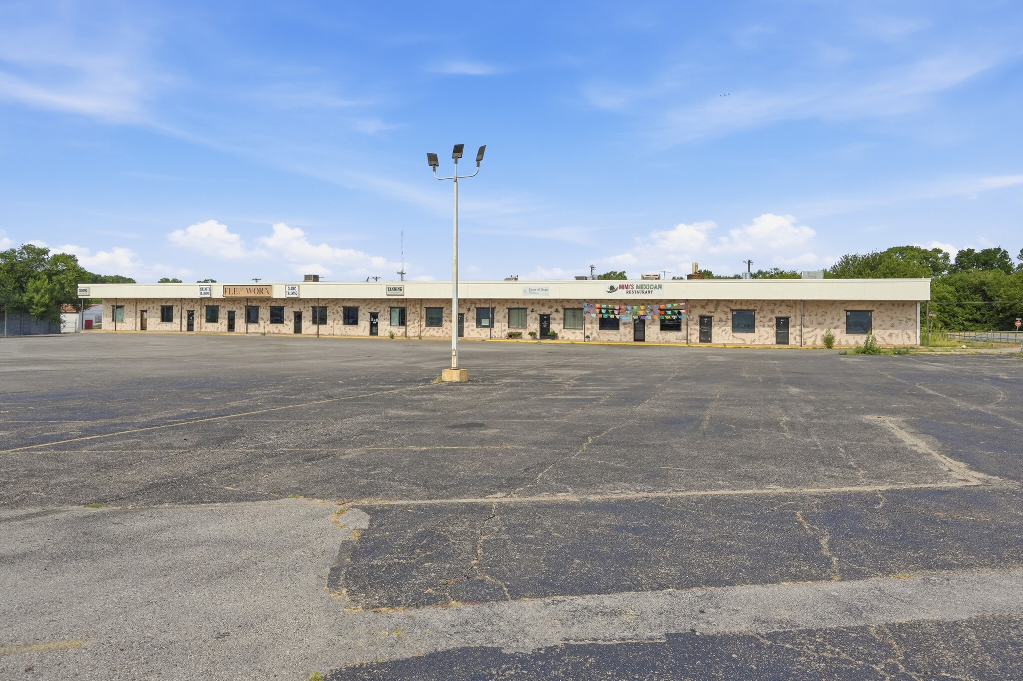 605 S Green Ave, Purcell, OK for Sale