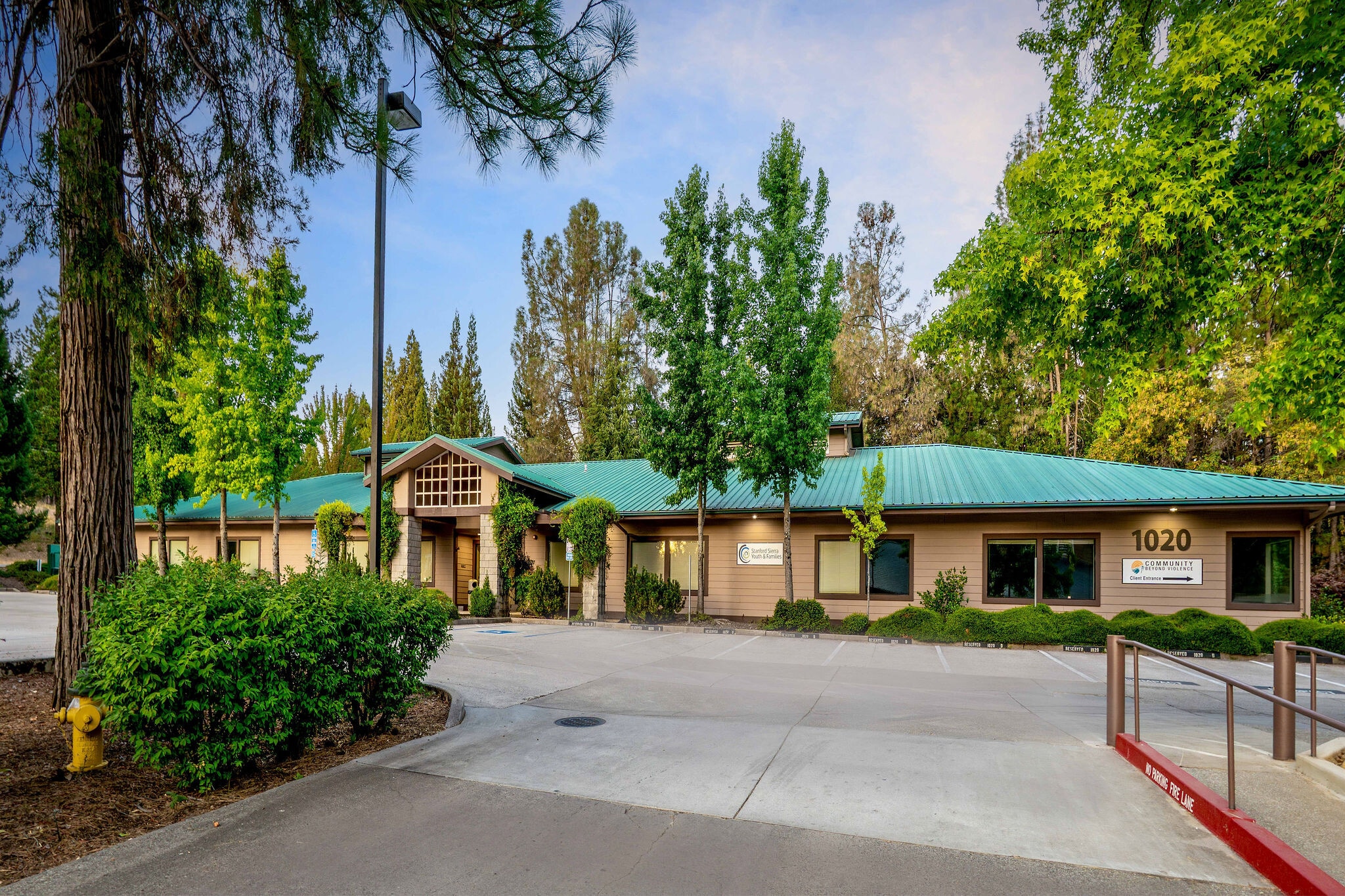 944 McCourtney Rd, Grass Valley, CA for Rent