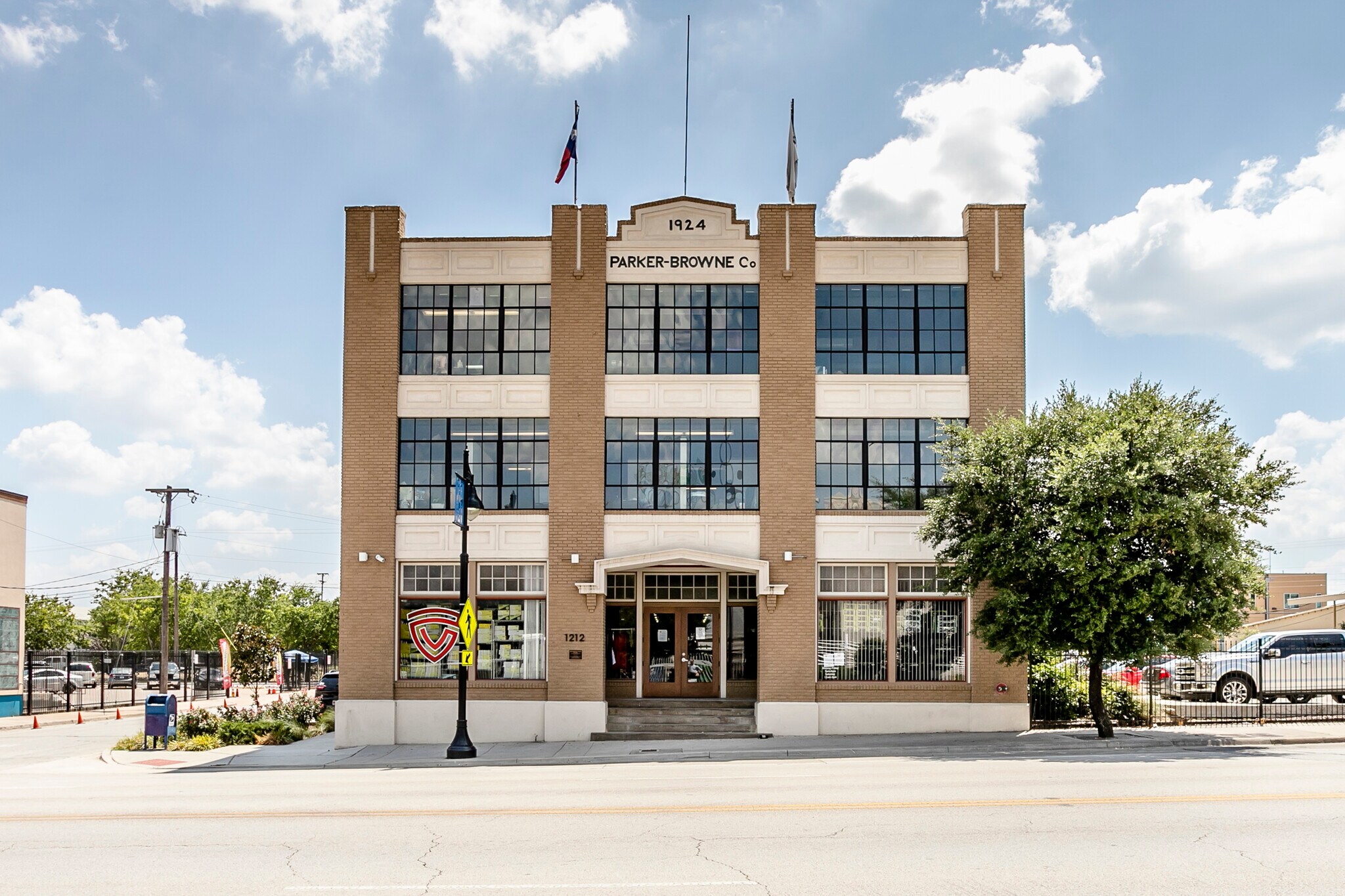 1212 E Lancaster Ave Fort Worth, TX 76102 Office Property for Lease