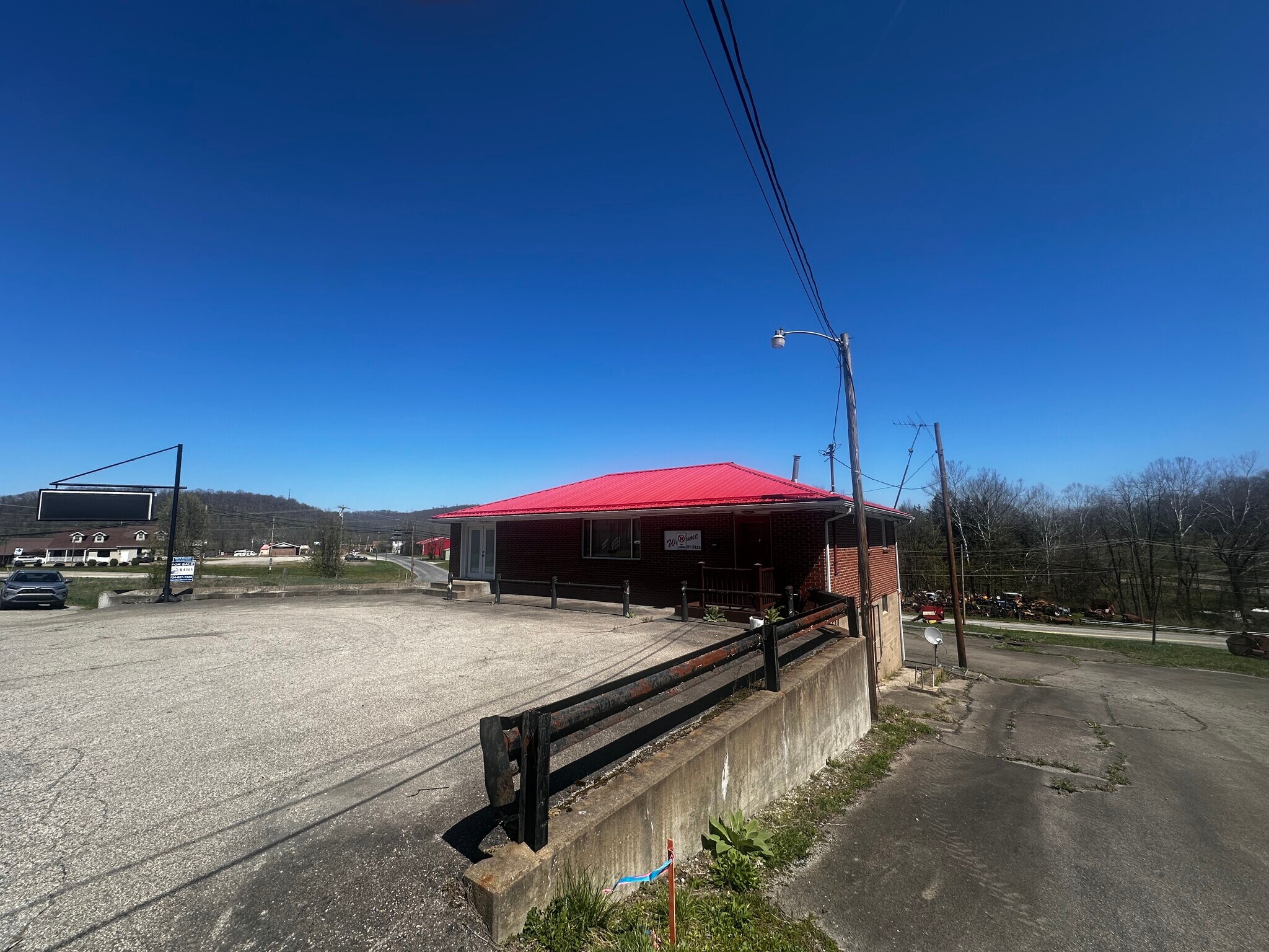 3138 Mount Morris Rd, Waynesburg, PA for Sale