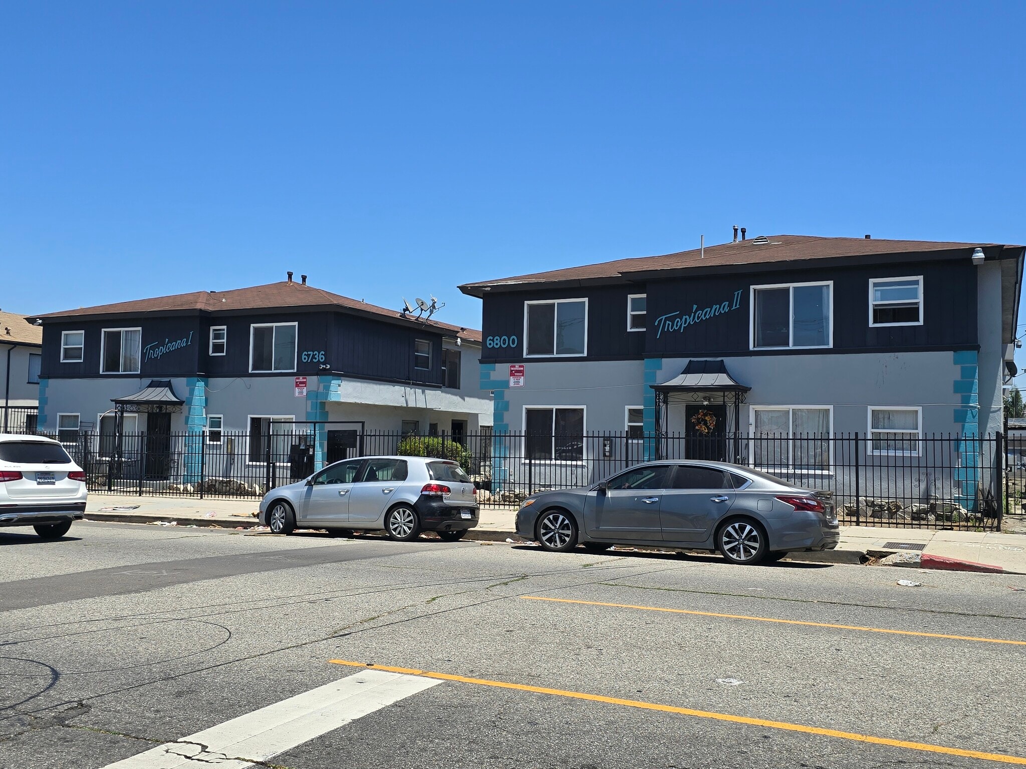 6736-6800 West Blvd, Los Angeles, CA for Sale