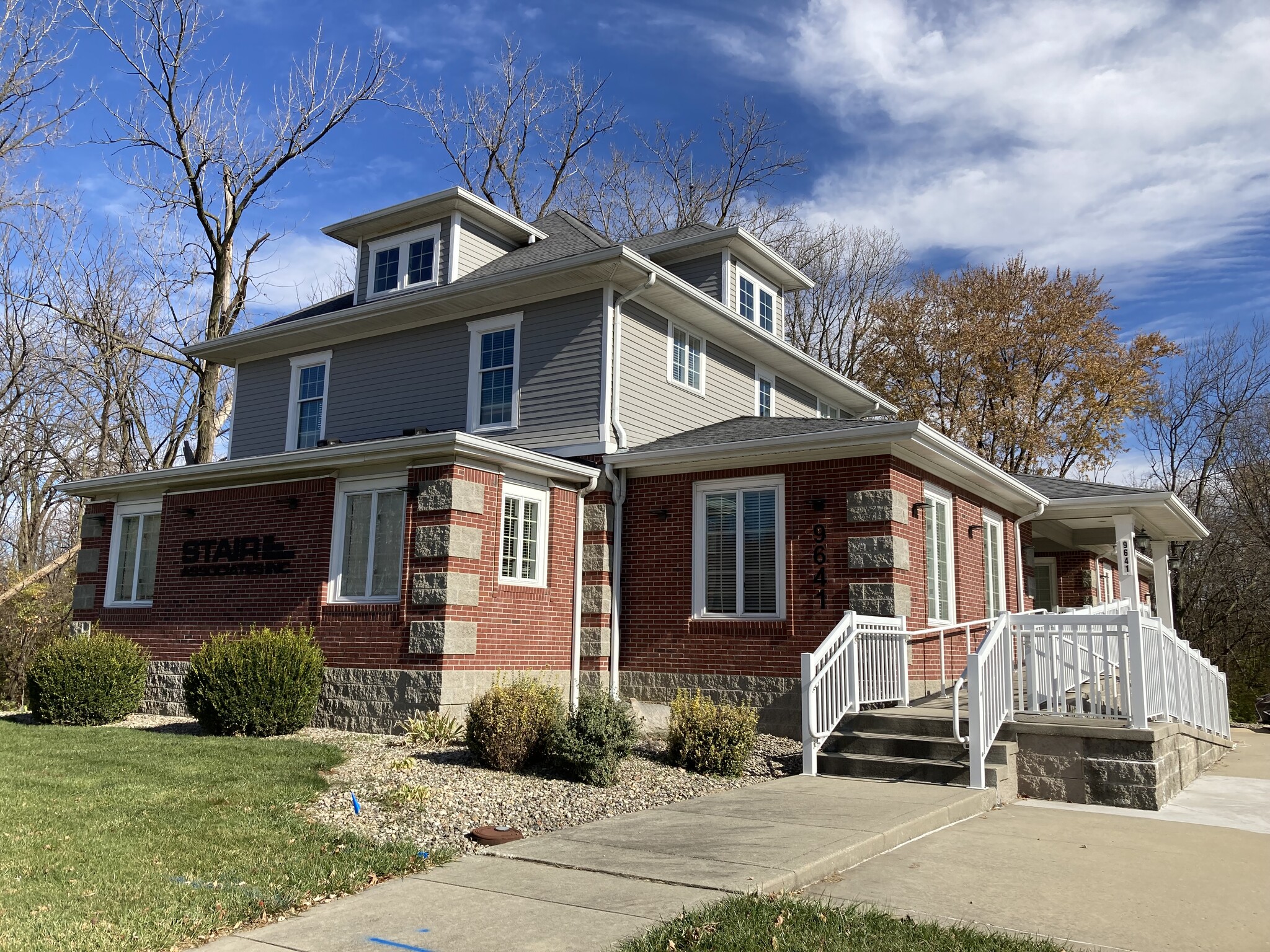 9641 Commerce Dr, Carmel, IN for Rent