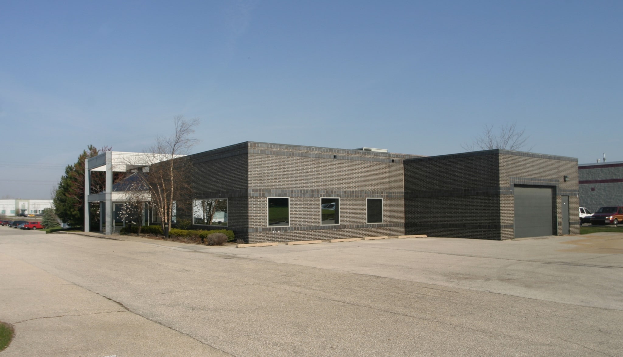 975 Campus Dr, Mundelein, IL for Sale