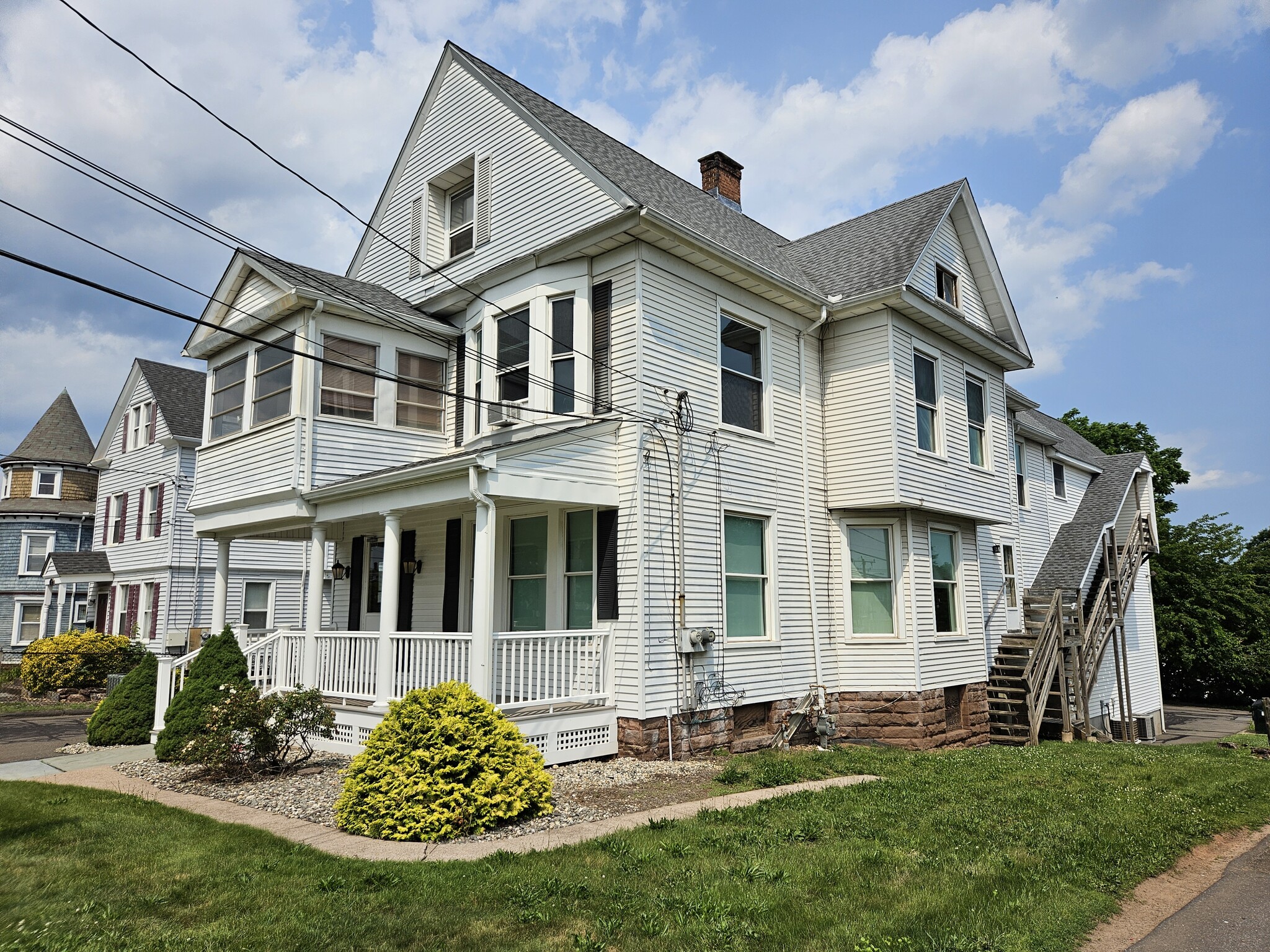 198 S Main St, Middletown, CT for Sale