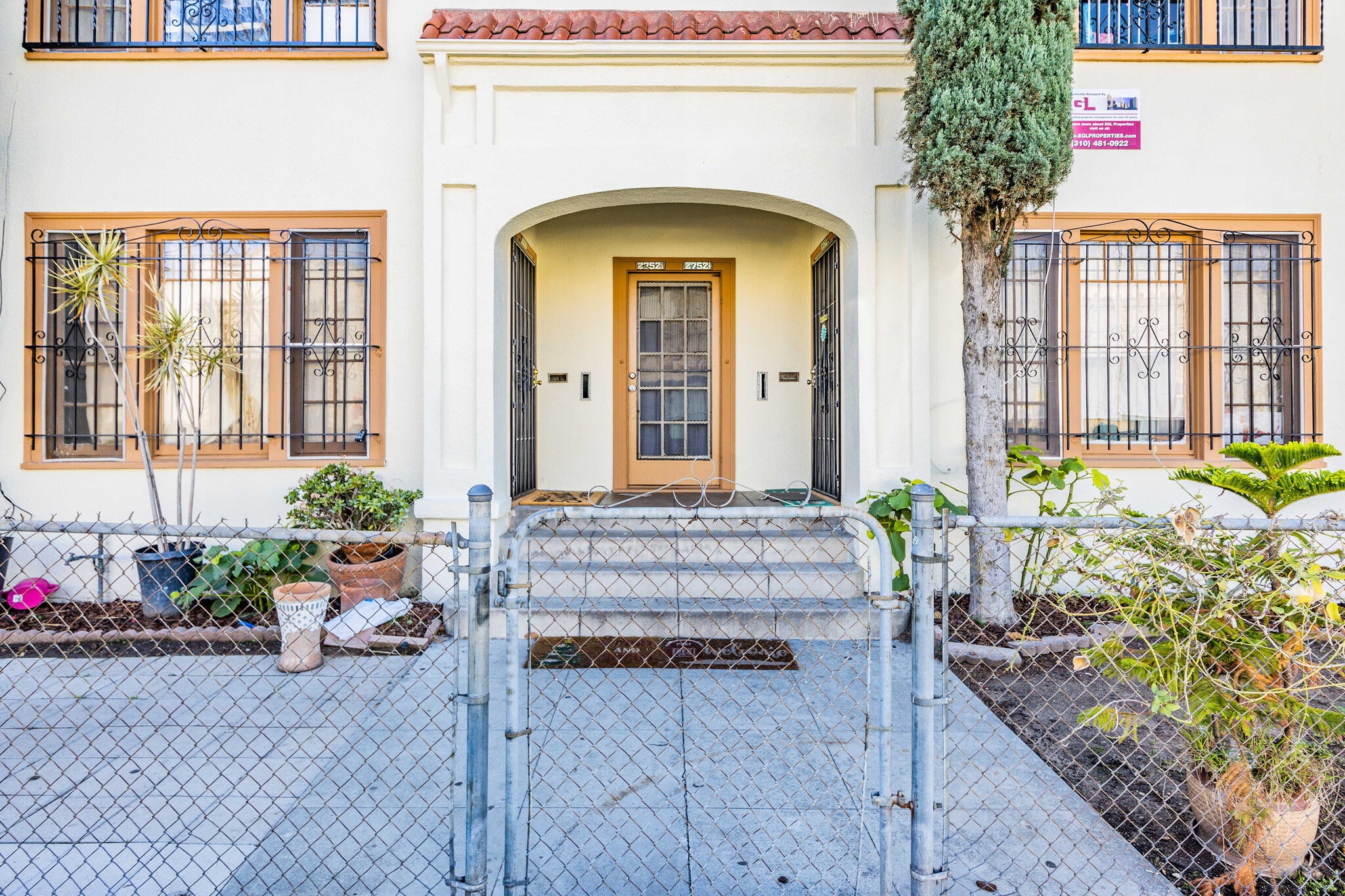2752 W 15th St, Los Angeles, CA for Sale
