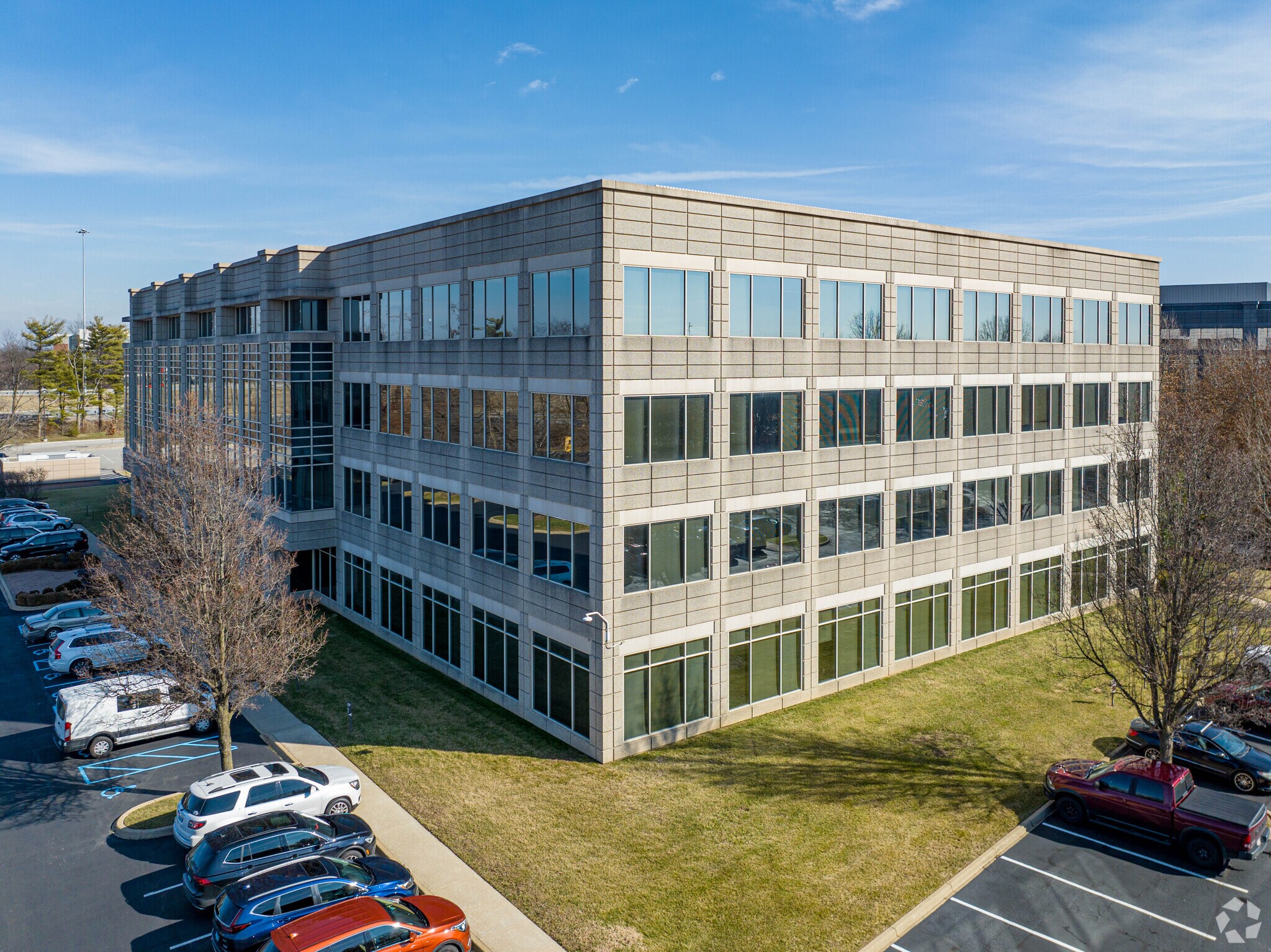4801 Olympia Park Plz, Louisville, KY for Rent