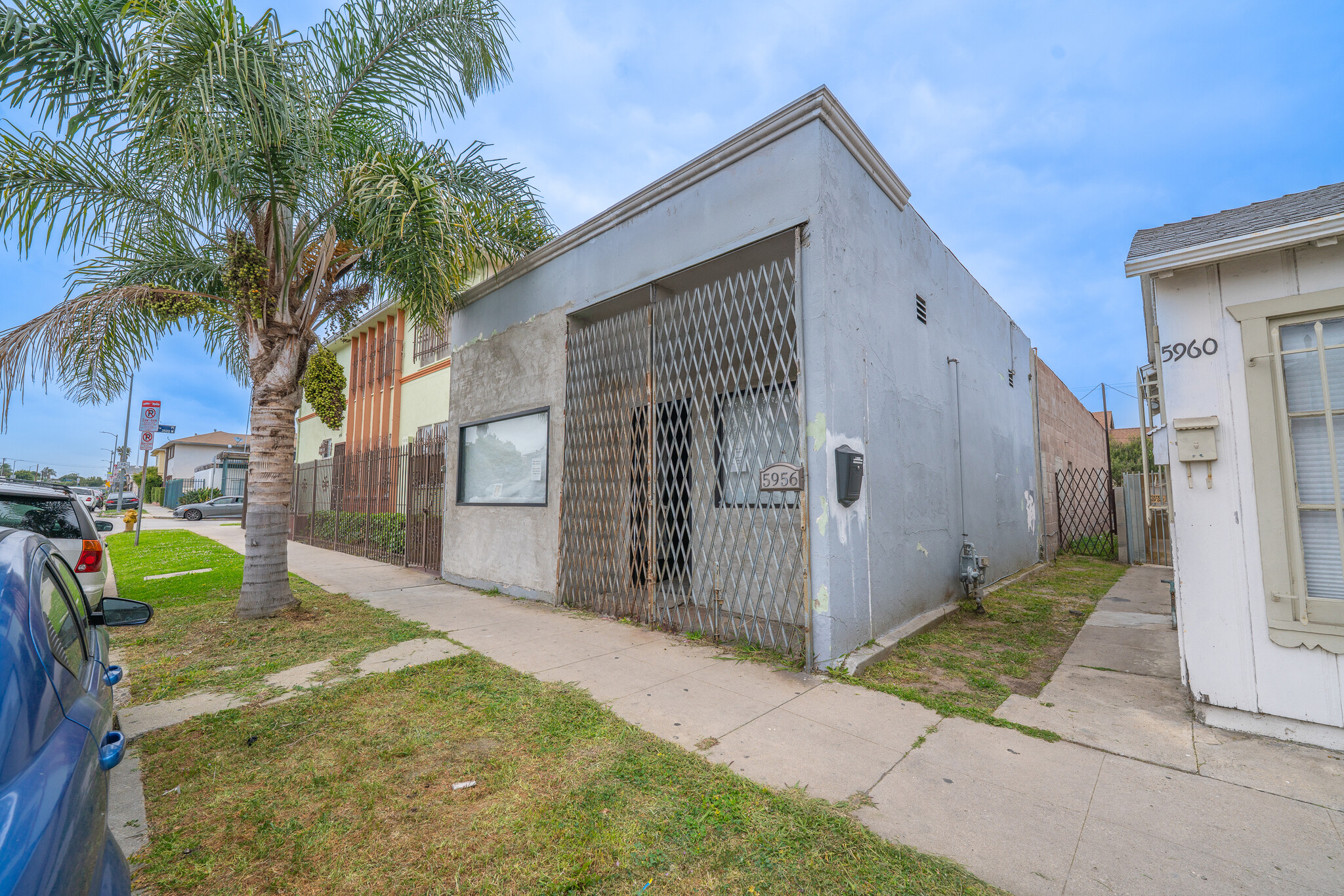 5956 West Blvd, Los Angeles, CA for Sale