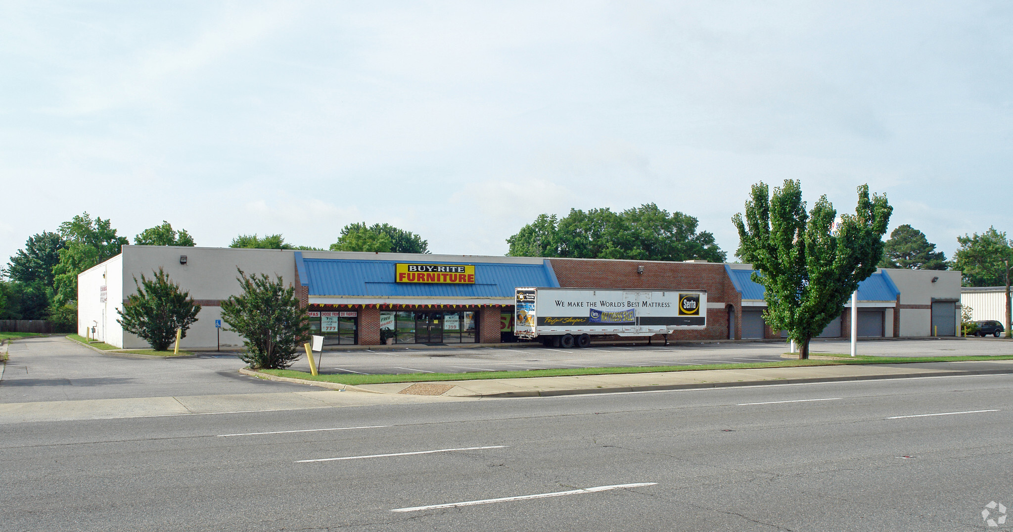 4205 W Mercury Blvd, Hampton, VA for Sale