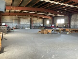 Lancaster, CA Warehouse - 205 W Avenue H6