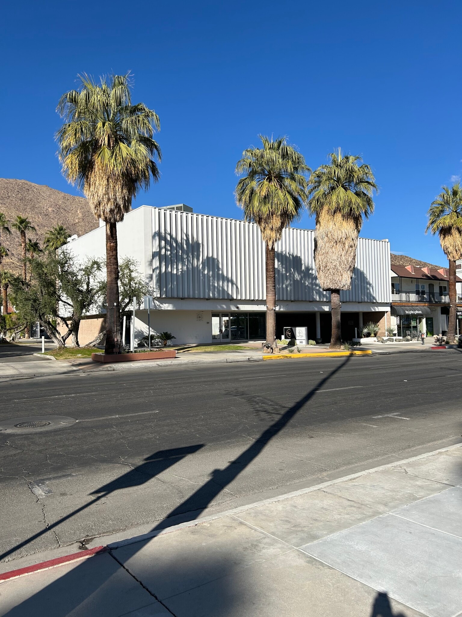 383 S Palm Canyon Dr, Palm Springs, CA for Rent