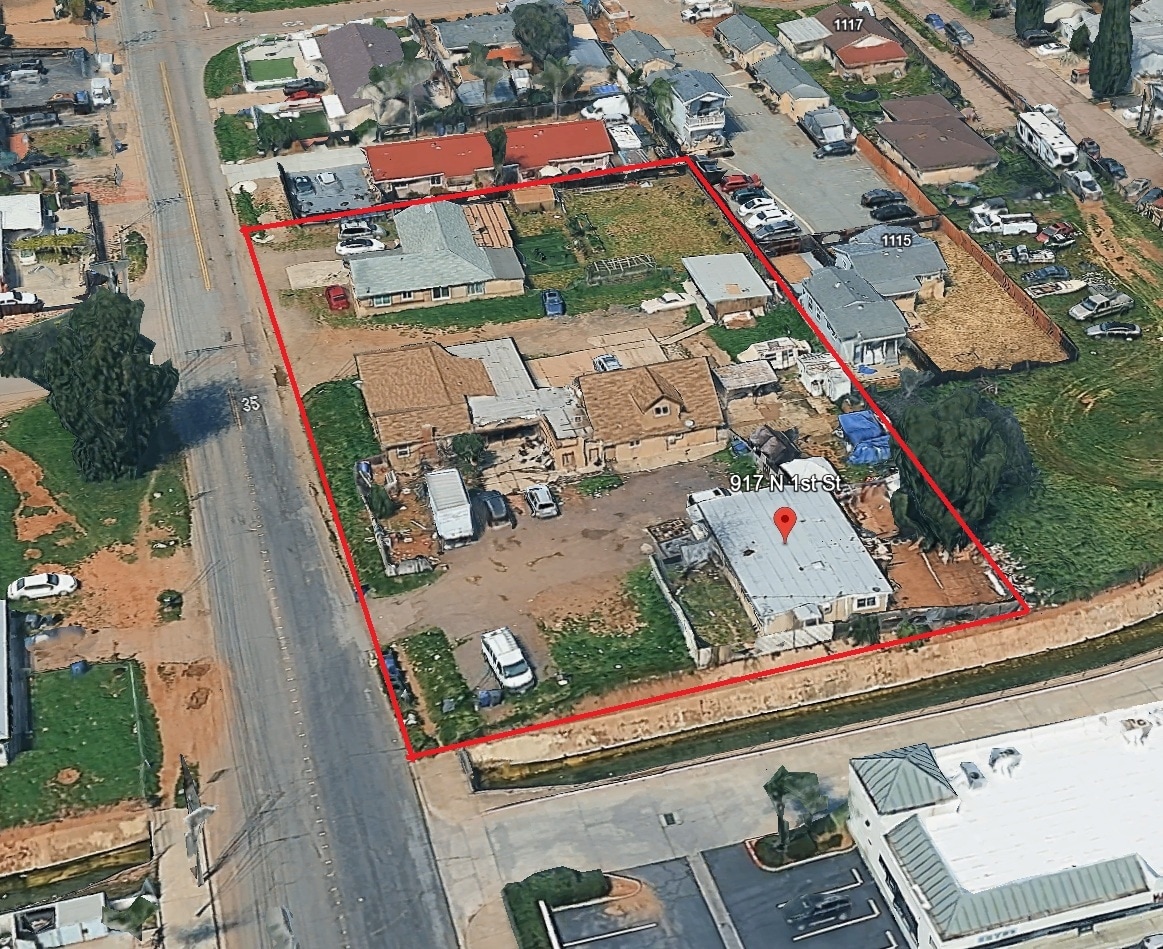 917 N 1st St, El Cajon, CA for Sale