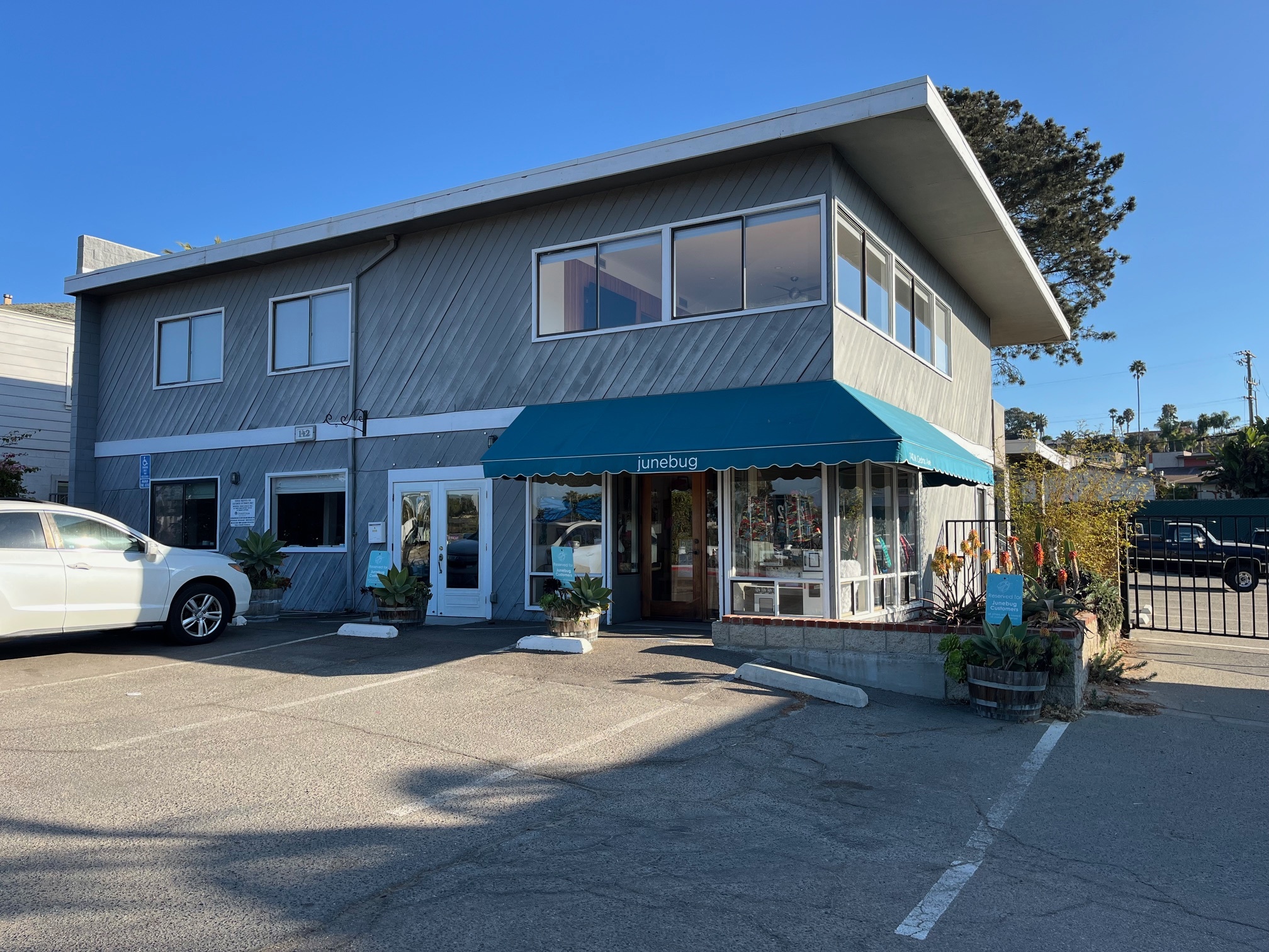 142 N Cedros Ave, Solana Beach, CA for Rent
