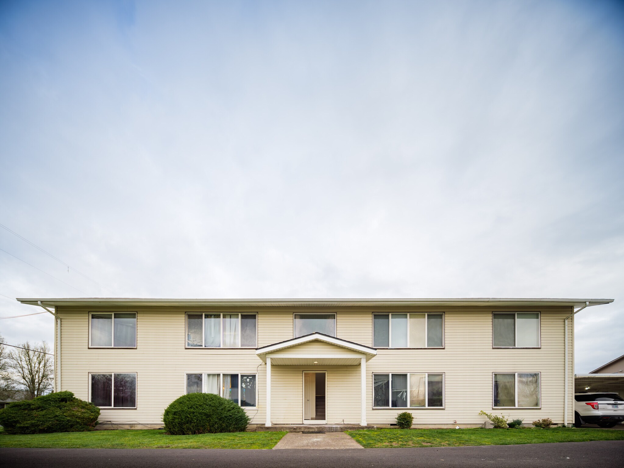 920 18th Ave SW, Albany, OR for Sale