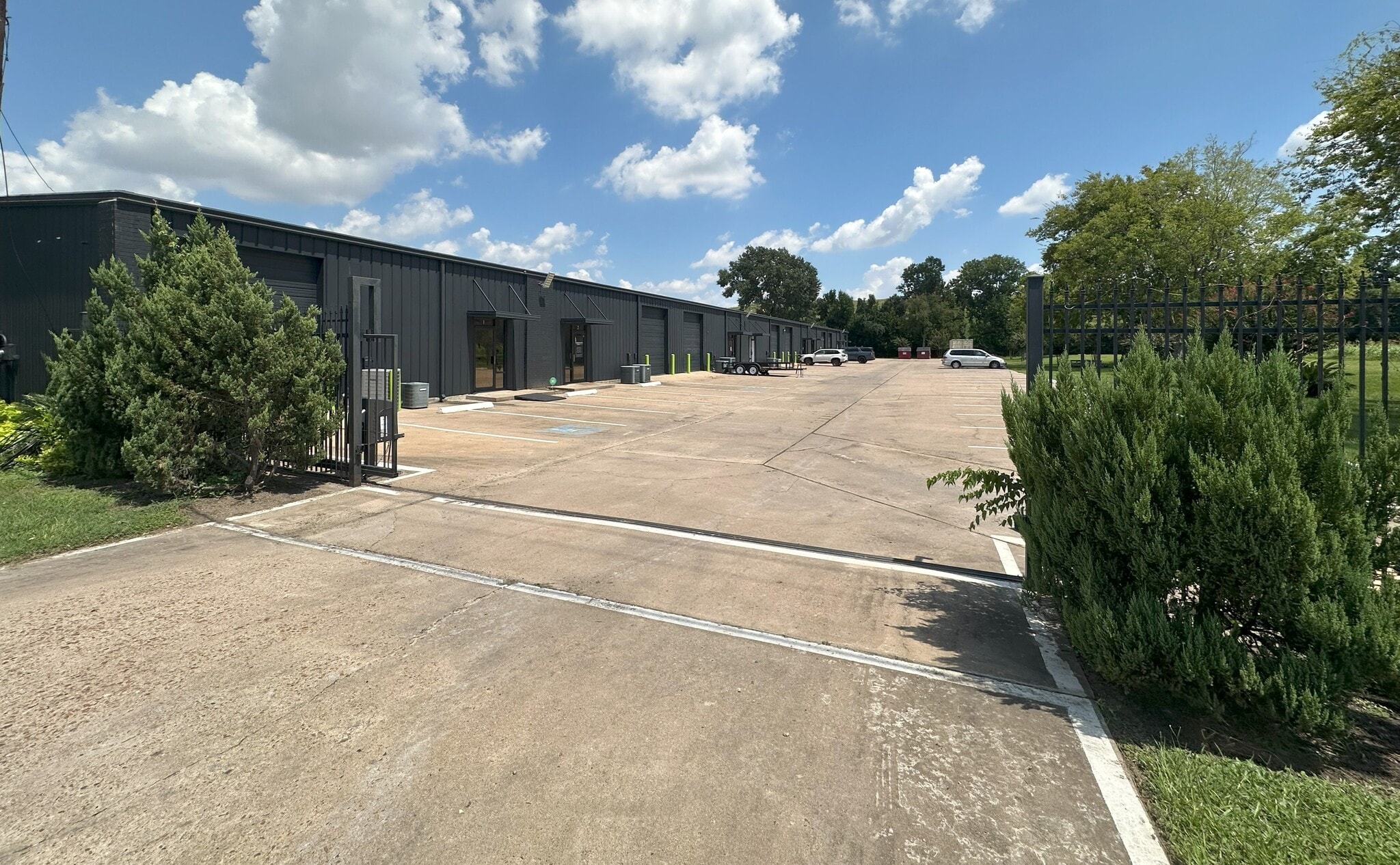 8850 Windfern Rd, Houston, TX for Rent