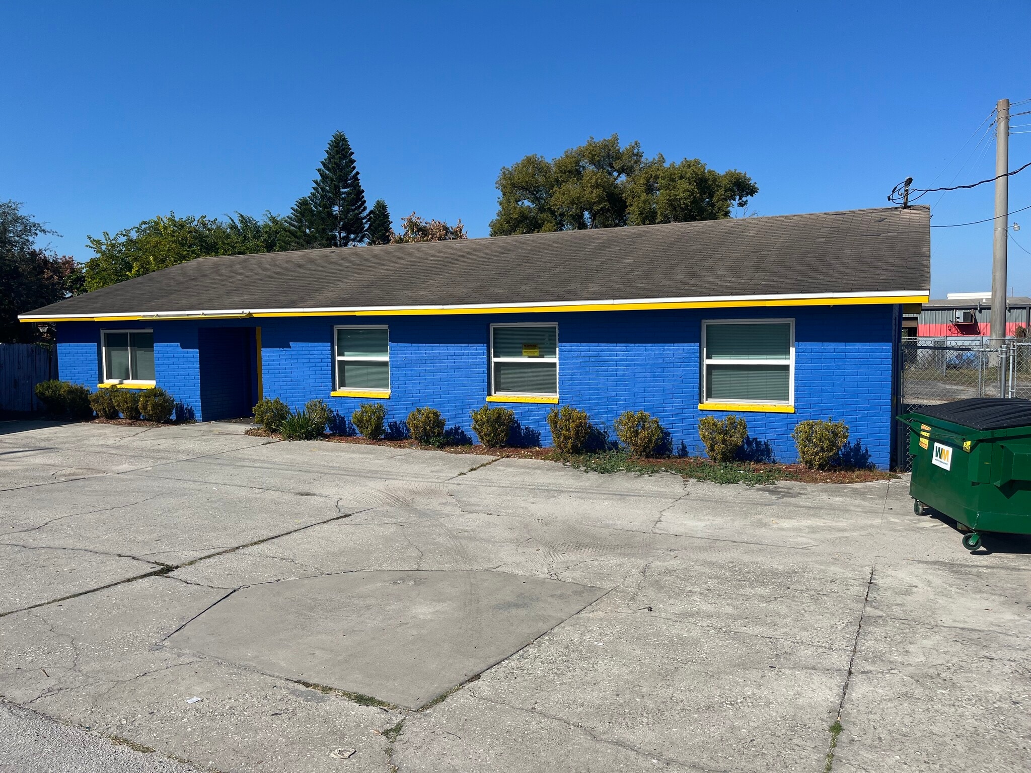 2540 S Crystal Lake Dr, Lakeland, FL for Sale