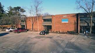 Des Moines, IA Warehouse - 3801 Delaware Ave Des Moines, IA Warehouse - 3801 Delaware Ave