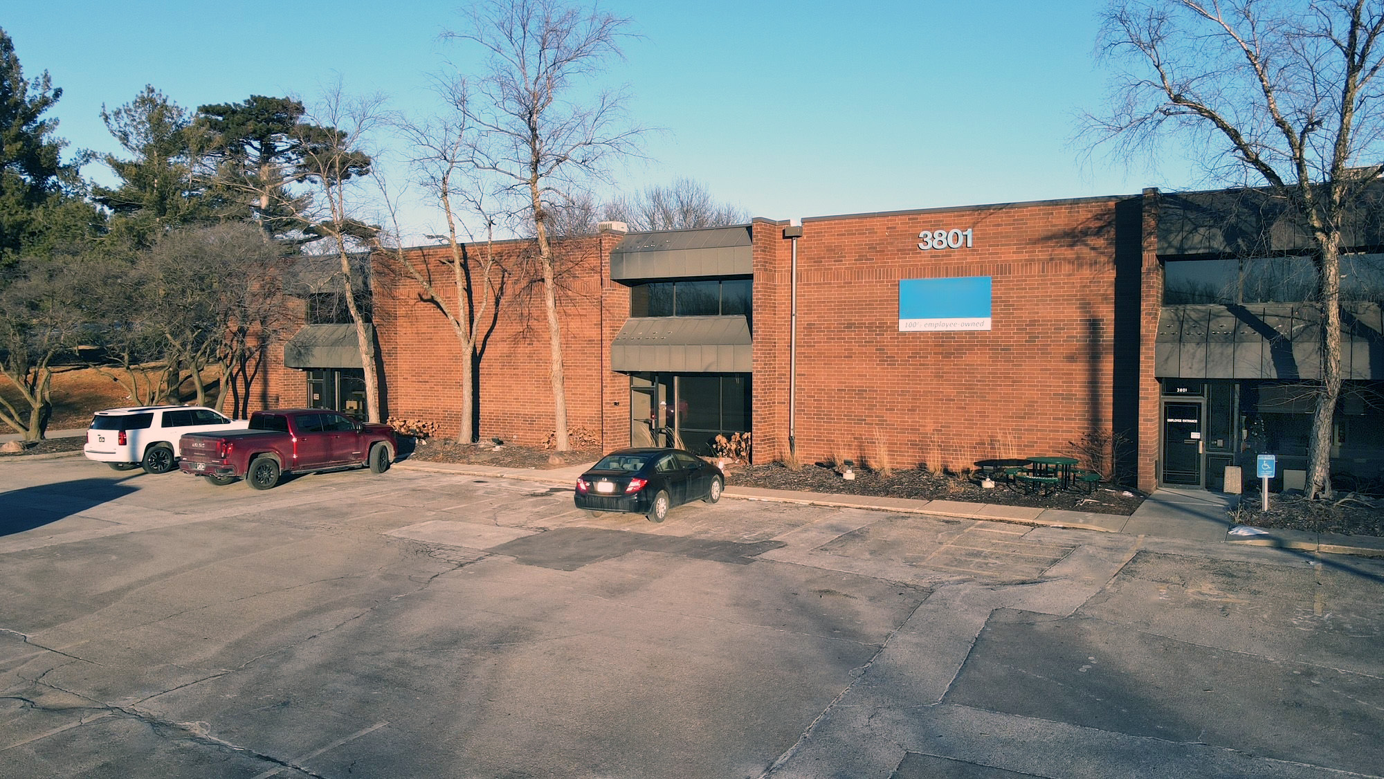 3801 Delaware Ave, Des Moines, IA for Sale