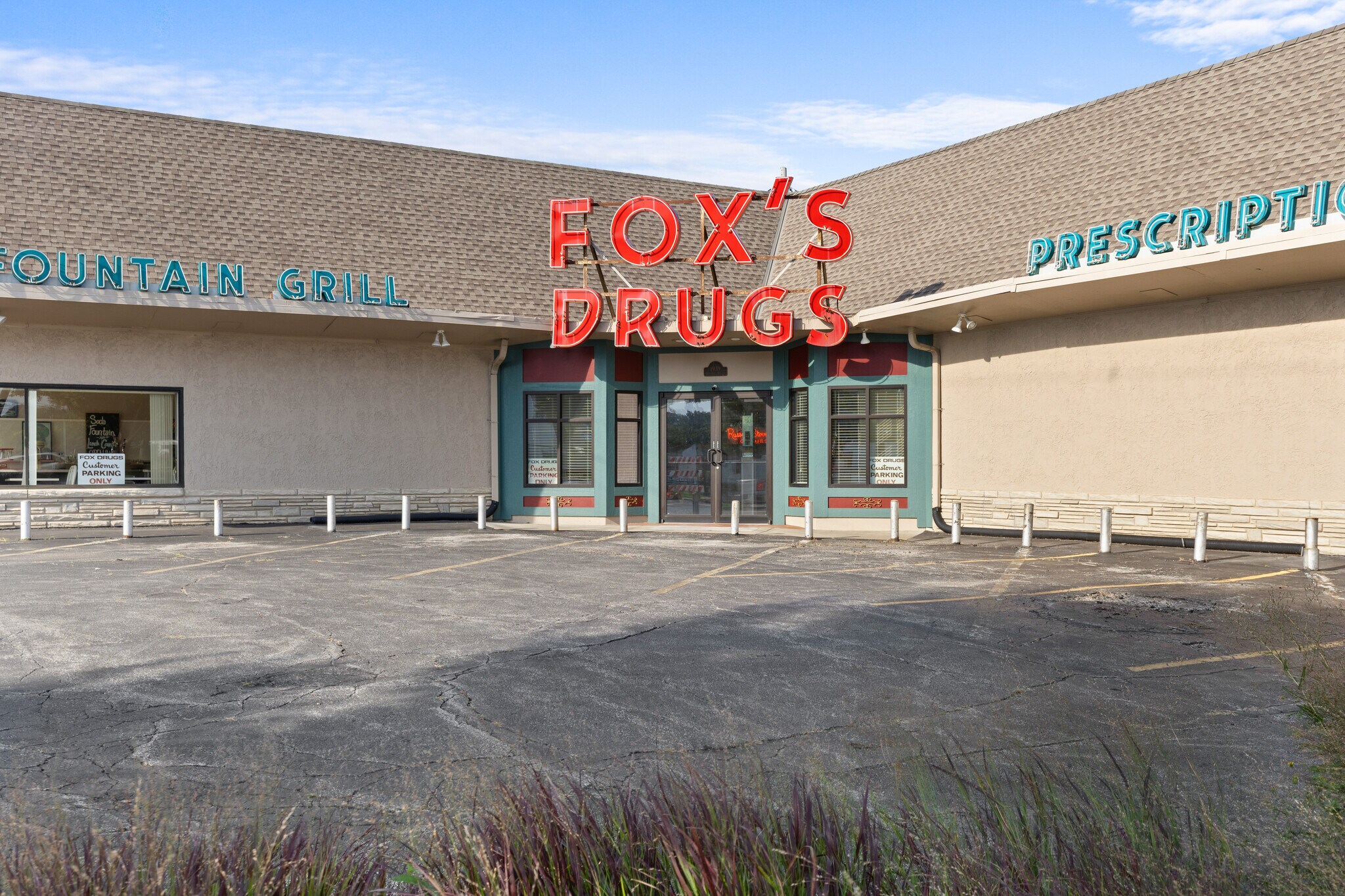 10004 E 63rd St, Raytown, MO for Sale