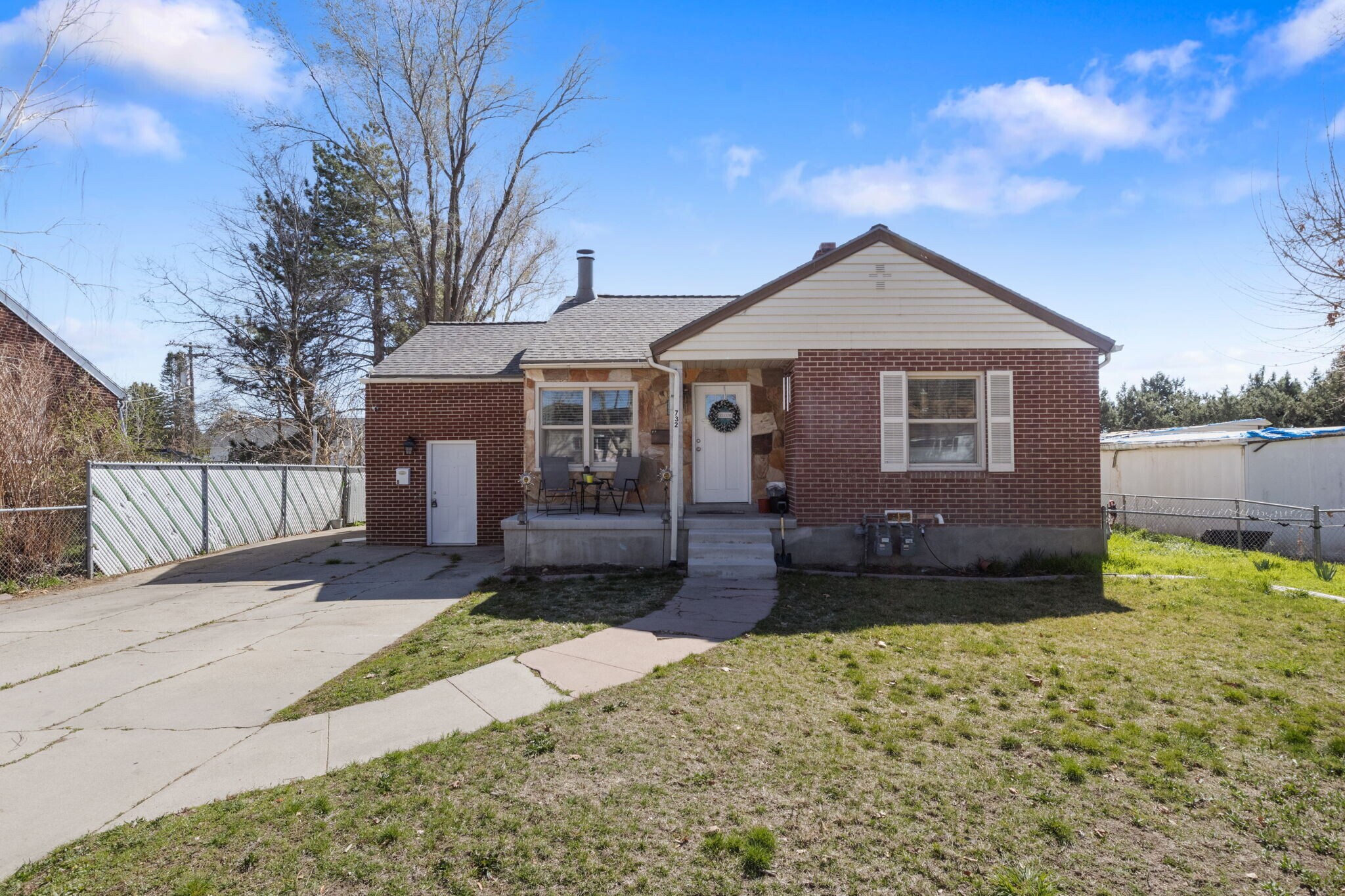 732 E 1000 S, Clearfield, UT for Sale