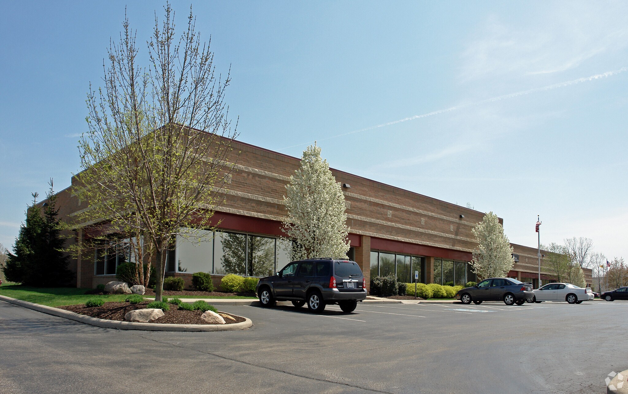 17295 Foltz Industrial Pky, Strongsville, OH for Rent