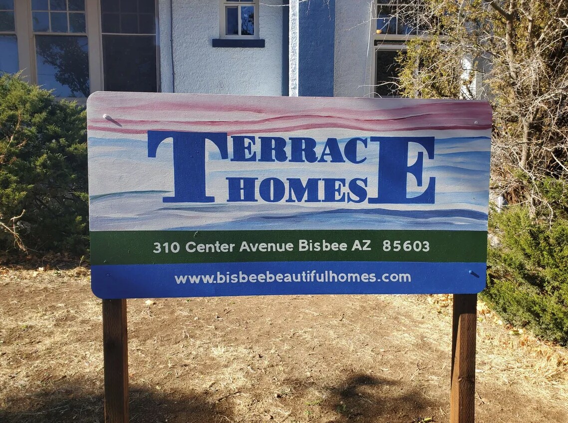 310 Center Ave, Bisbee, AZ for Sale