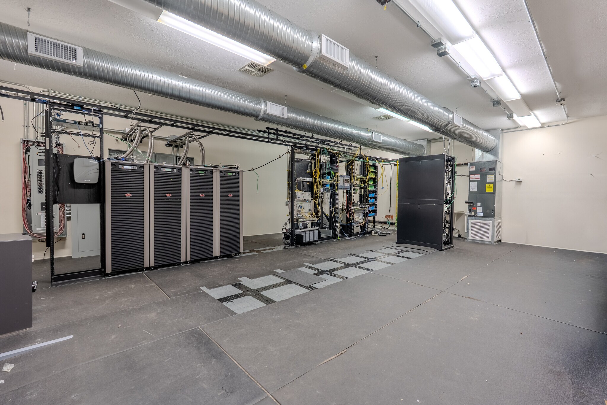 20804 W Pennsylvania Ave, Dunnellon, FL for Rent