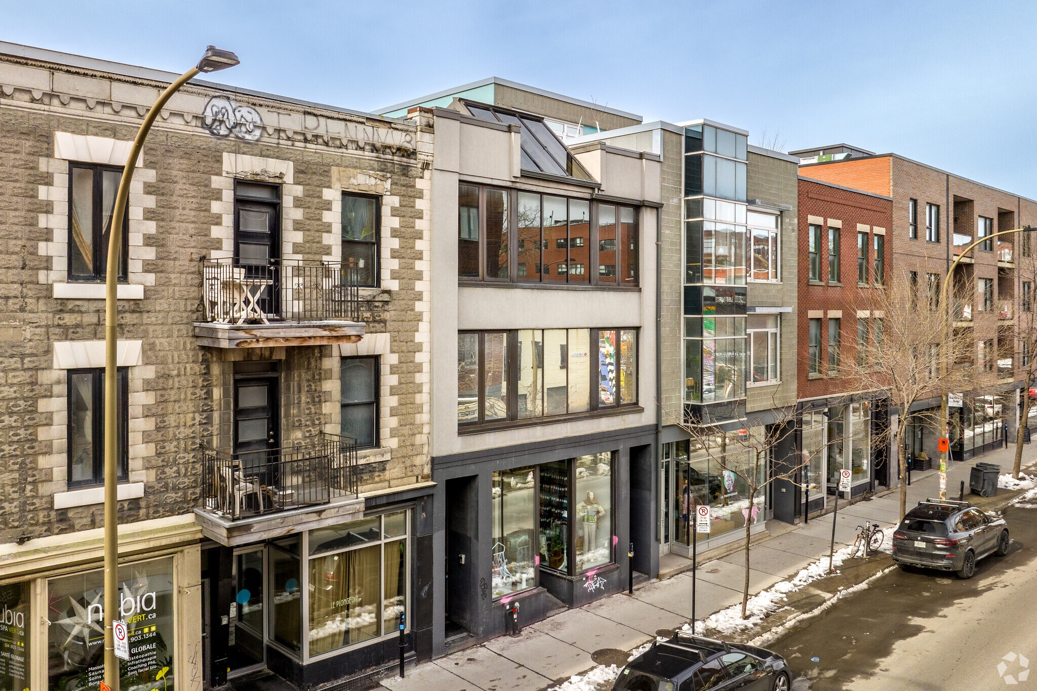 5352-5356 Boul Saint-Laurent, Montréal, QC for Rent