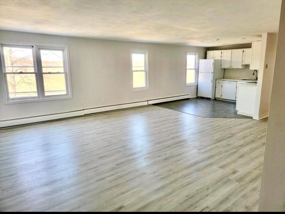 60 Washington St, Bristol, RI for Sale