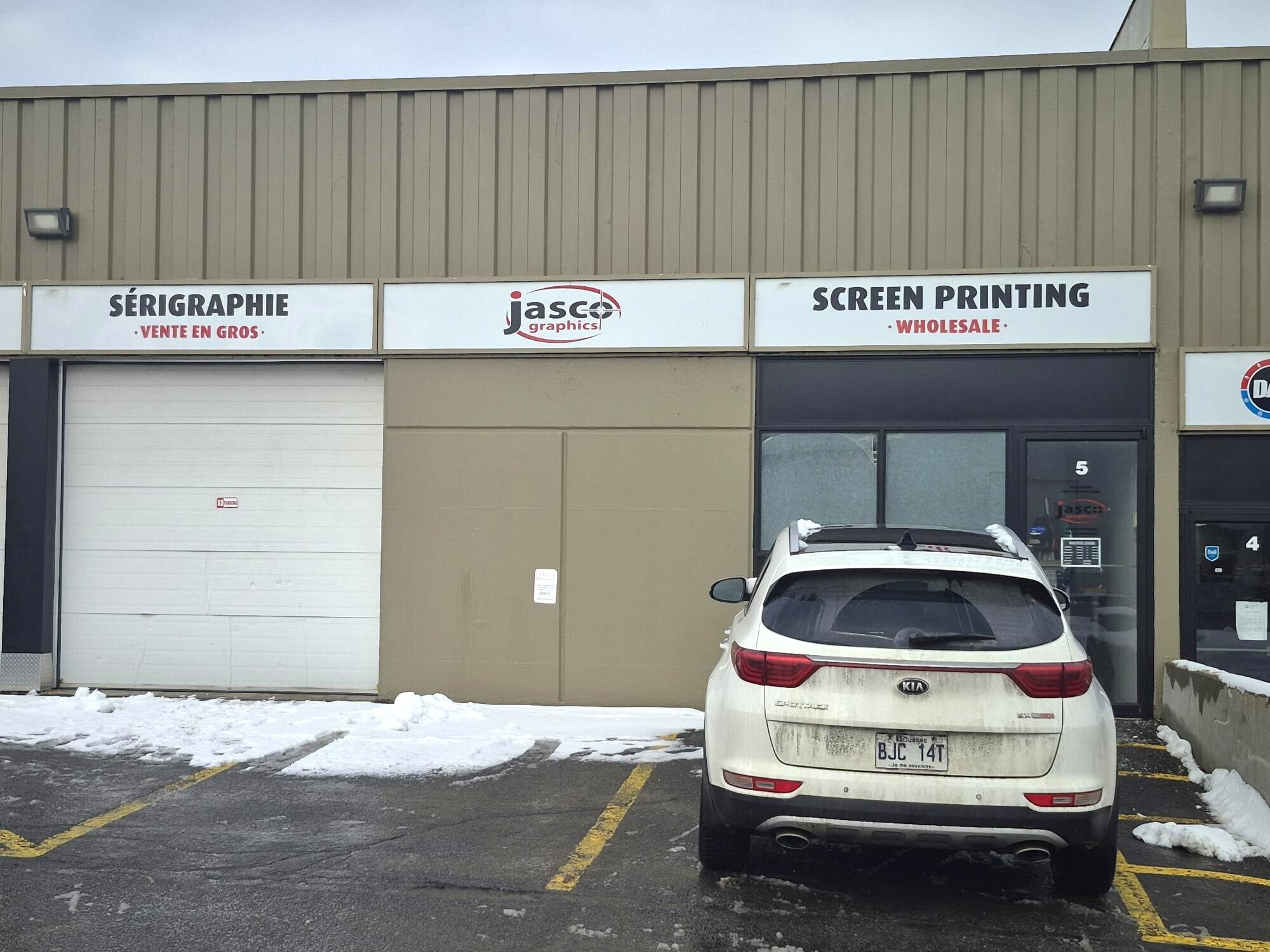 1580-1590 Liverpool Ct, Ottawa, ON for Rent