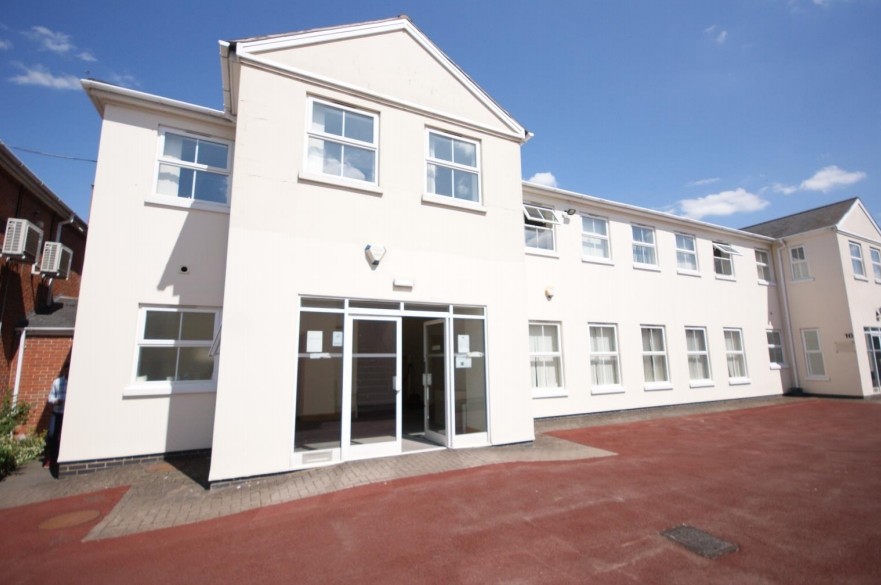 1 Lowes Ln, Wellesbourne, WAR for Rent