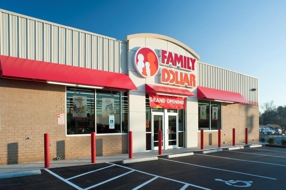 821 Chartiers Ave, McKees Rocks, PA for Sale