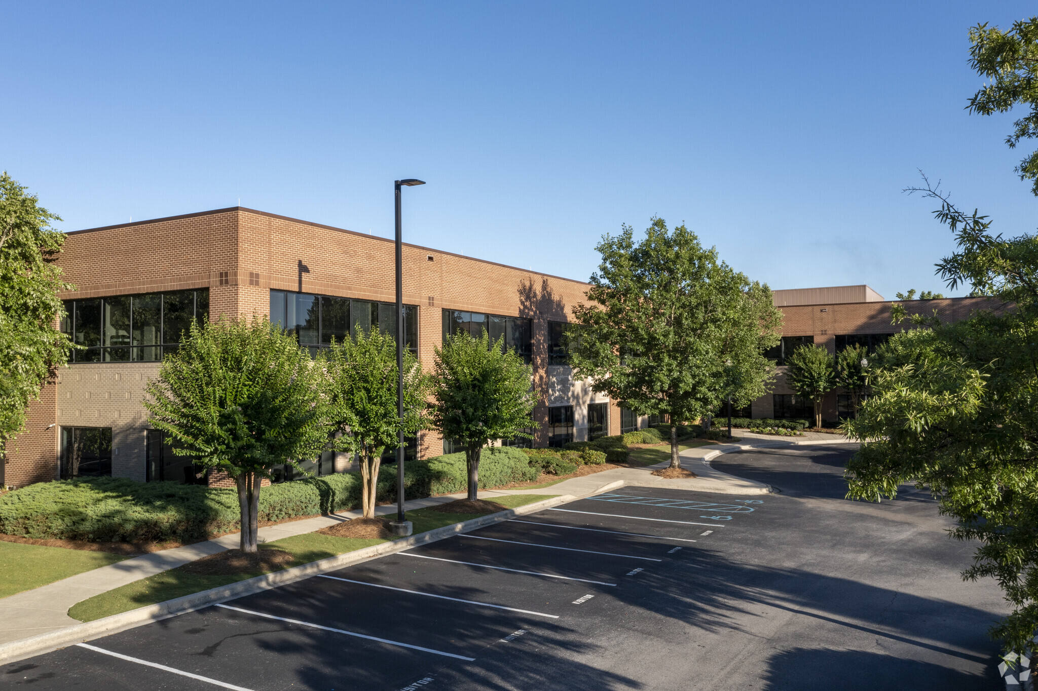 2700 Corporate Dr, Birmingham, AL for Rent