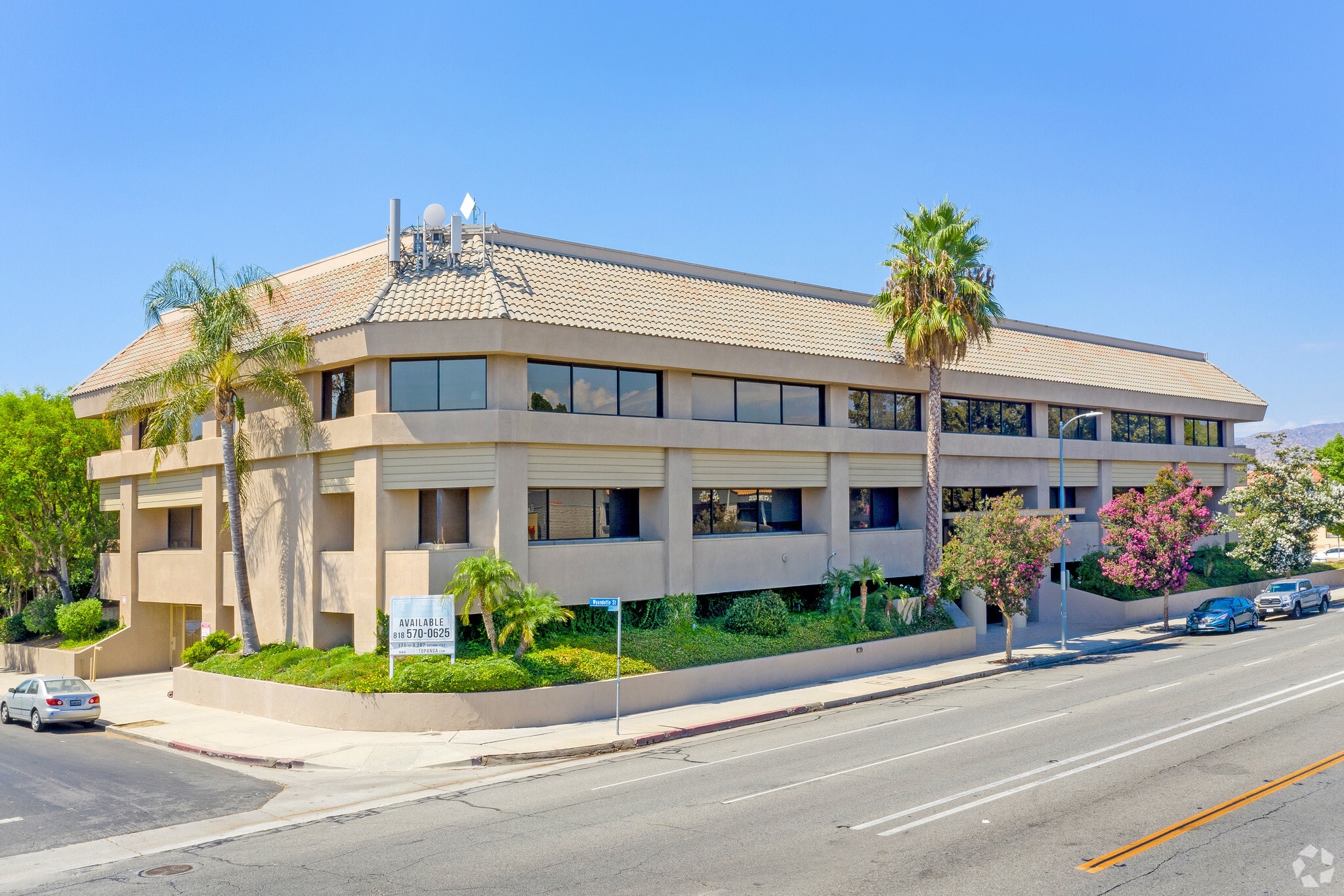 7301 Topanga Canyon Blvd, Canoga Park, CA for Rent