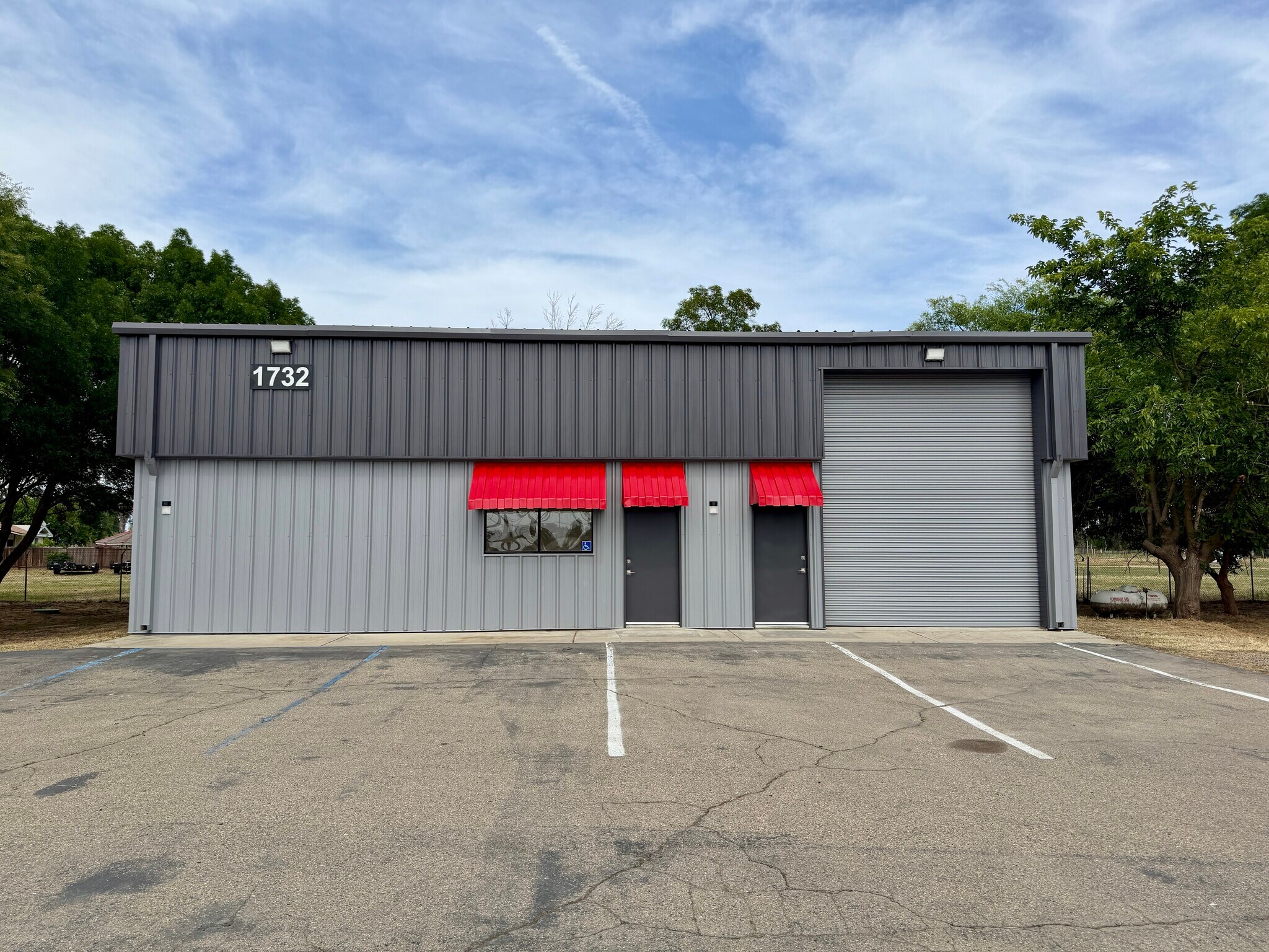 1732 E Yosemite Ave, Madera, CA for Sale