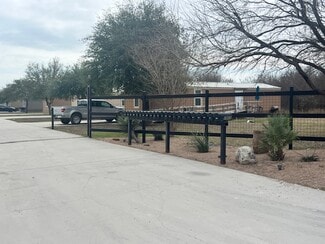 New Braunfels, TX Manufactured Housing/Mobile Housing - 1911 Wald Rd