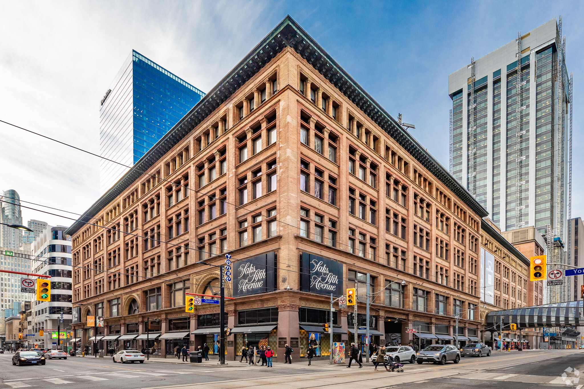 176 Yonge St, Toronto, ON for Rent