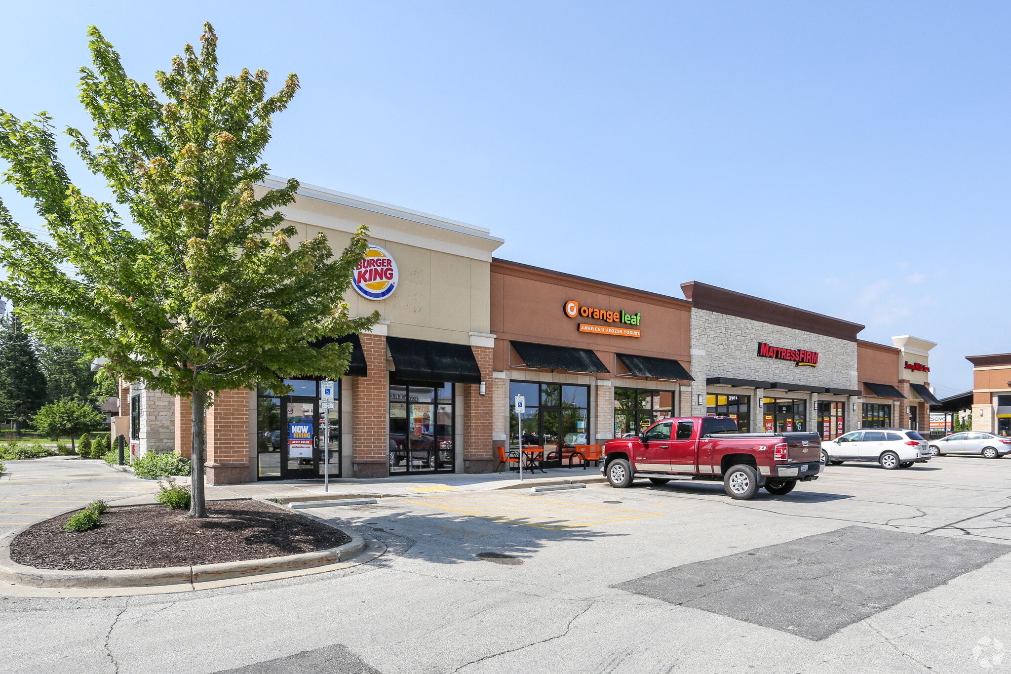 1190 W Sunset Dr, Waukesha, WI for Rent