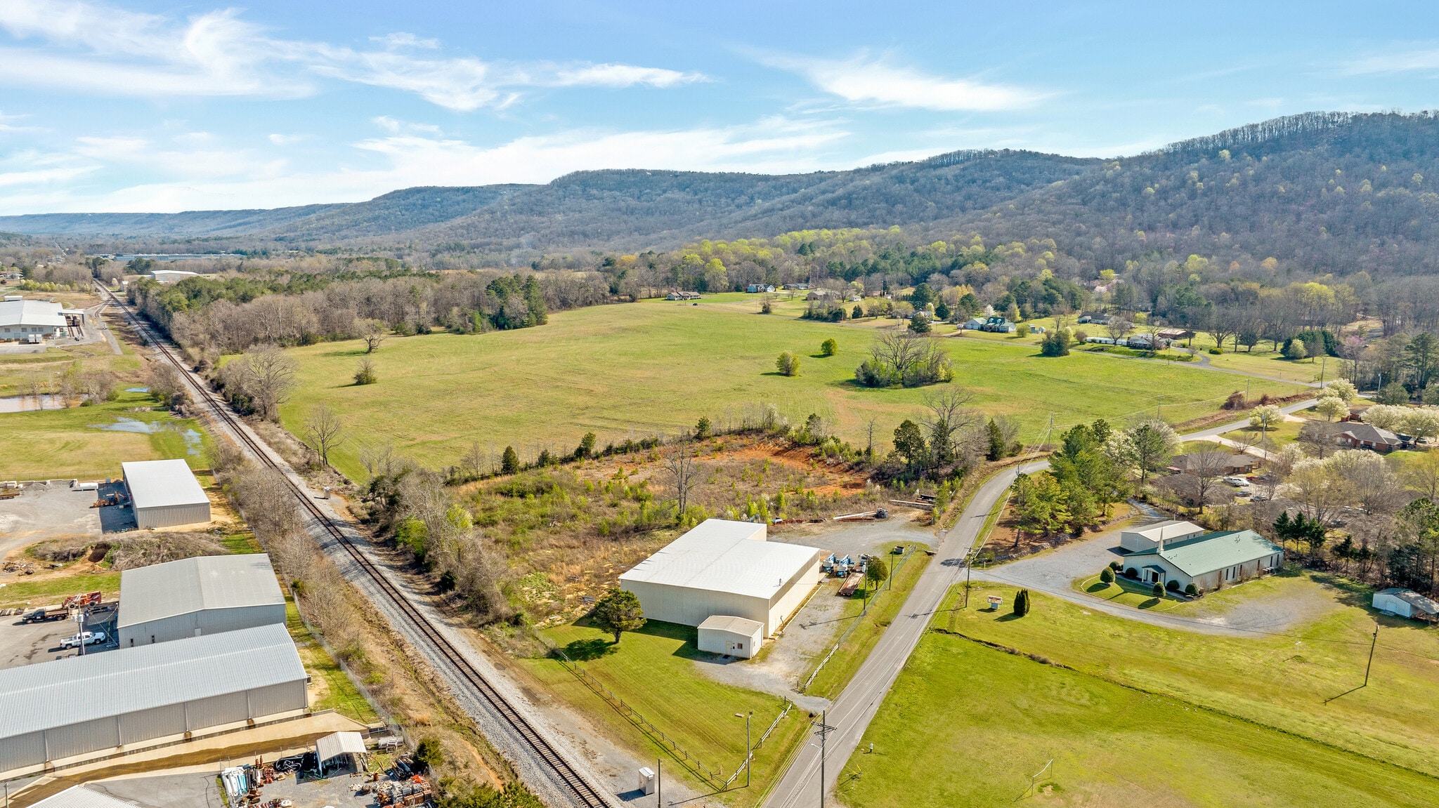 221 55th St NE, Fort Payne, AL for Sale